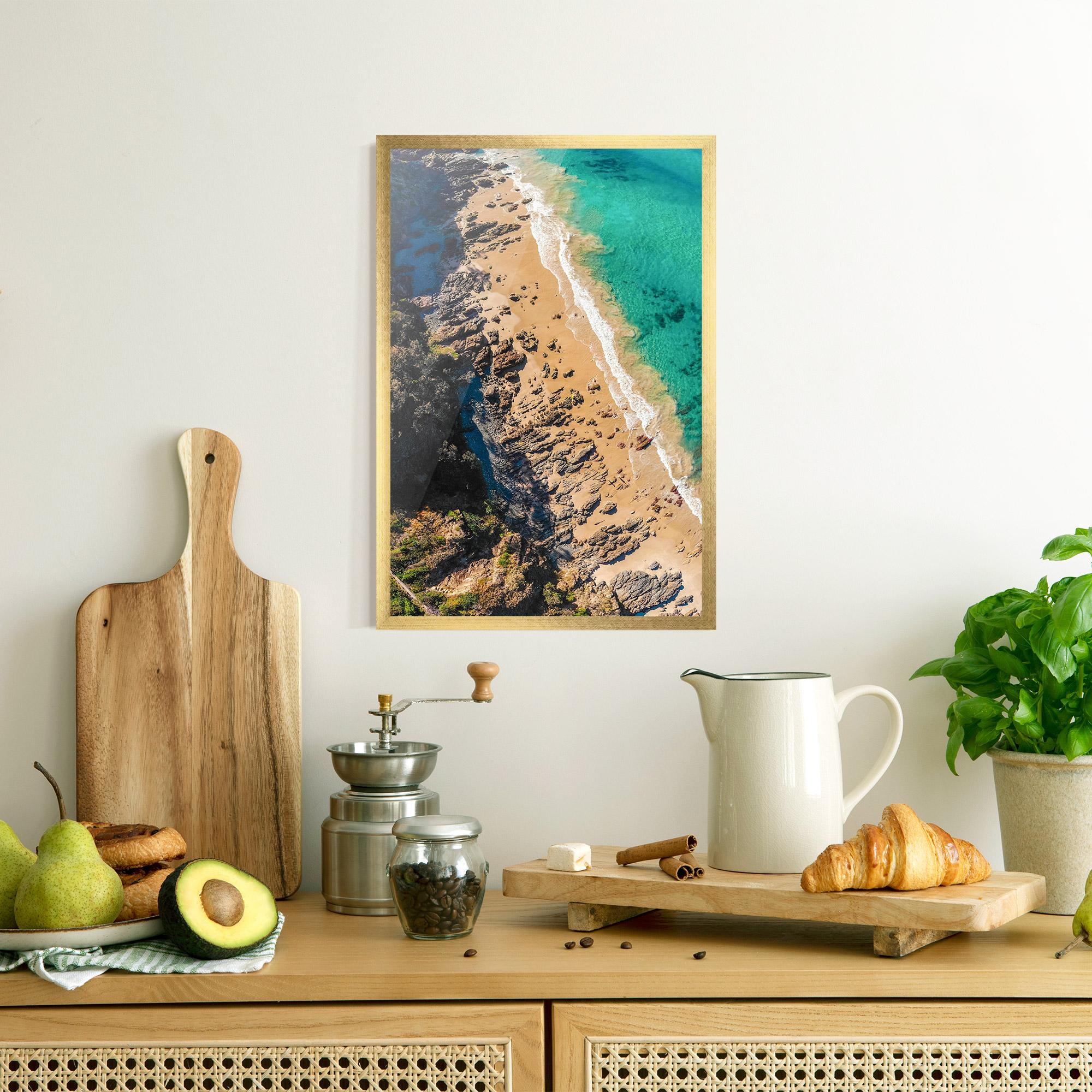 Poster Înrămat Rocky Beach mockup 8