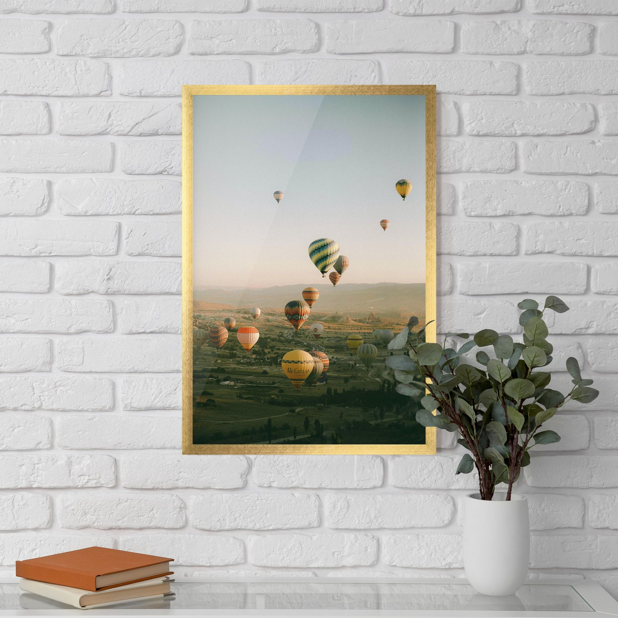 Hot Ballons mockup 5
