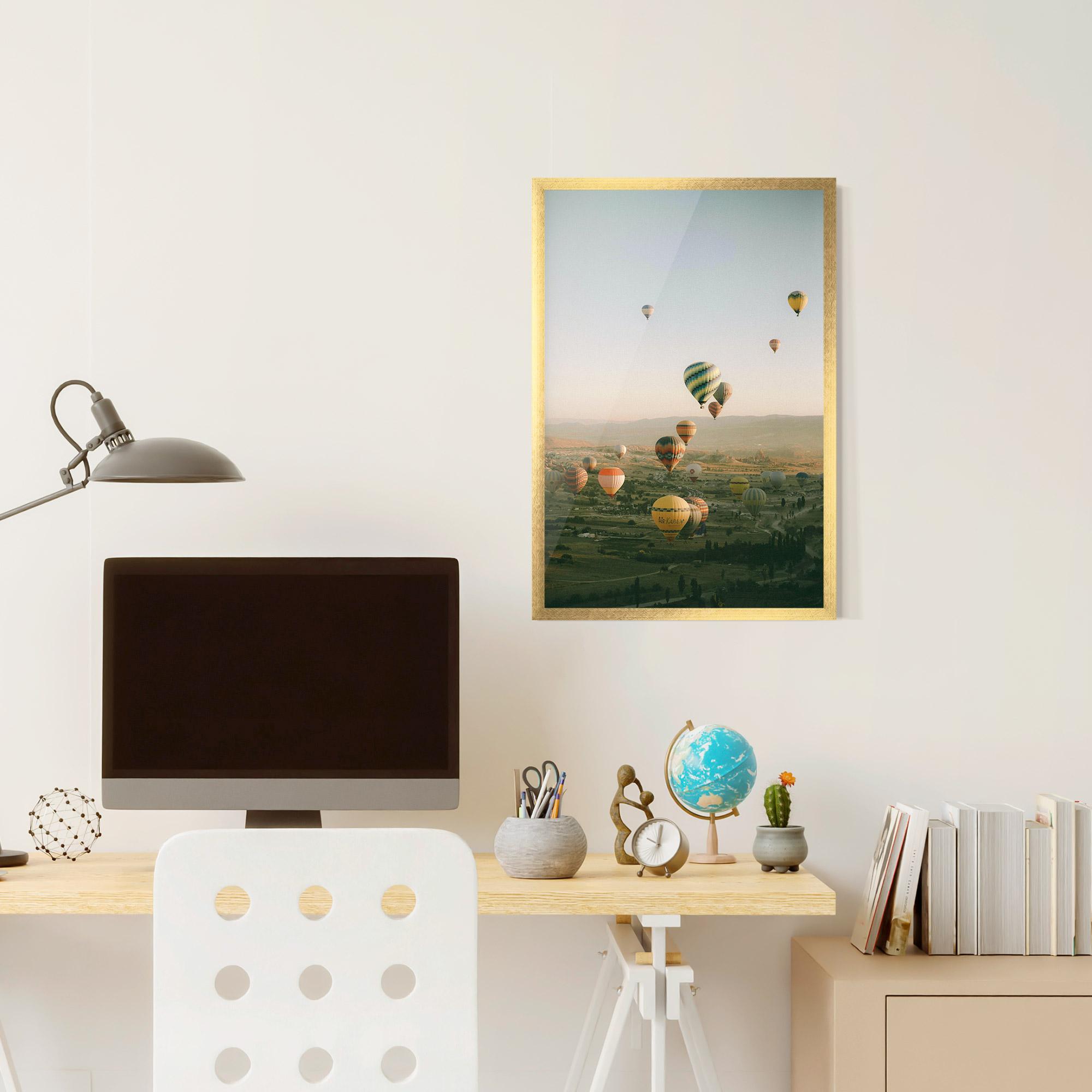 Poster Înrămat Hot Ballons mockup 6