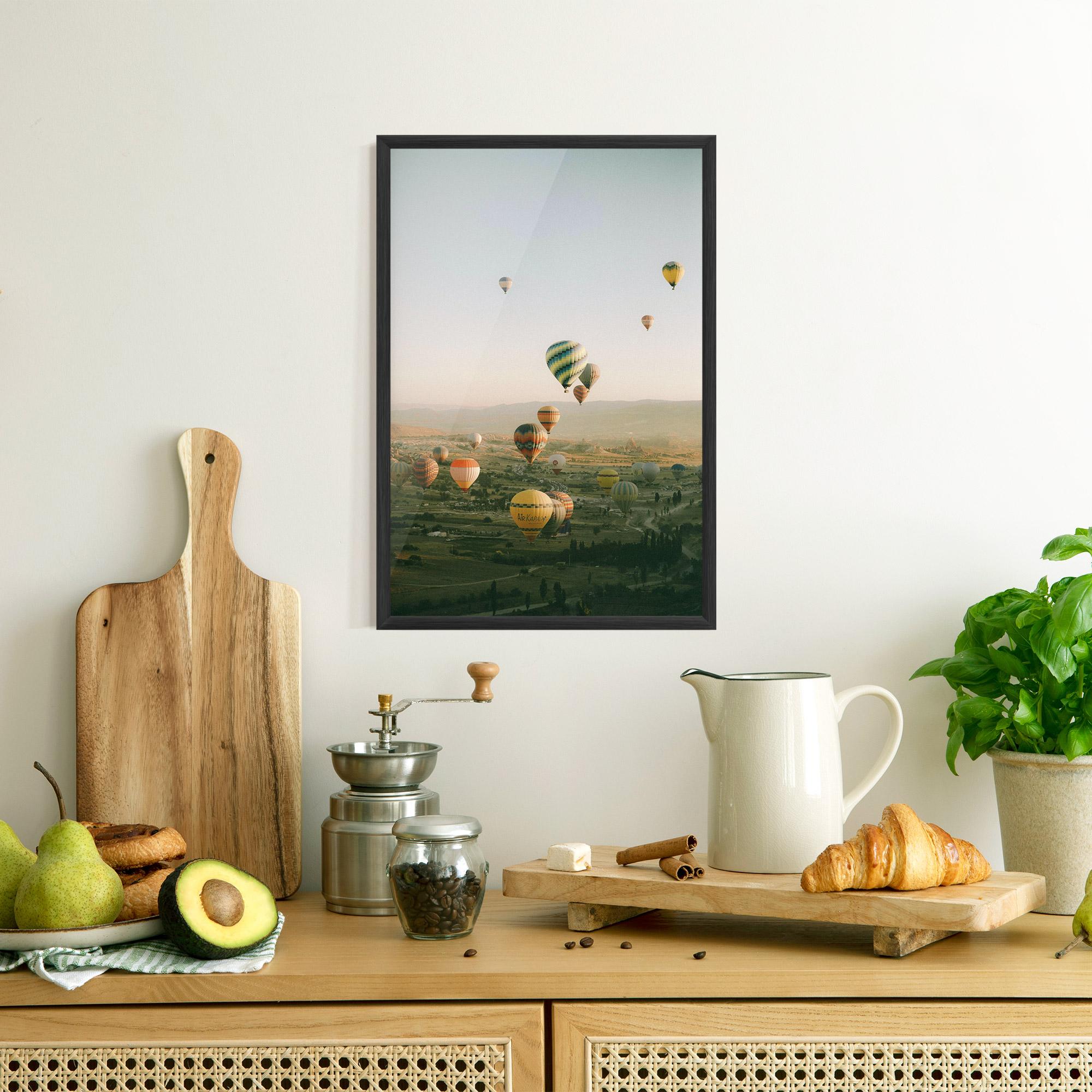 Poster Înrămat Hot Ballons mockup 8