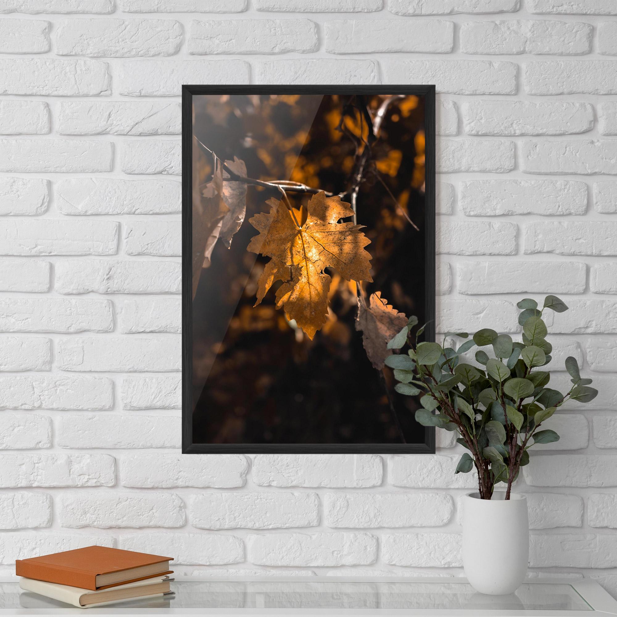 Poster Înrămat Autumn Brown Leaf mockup 5