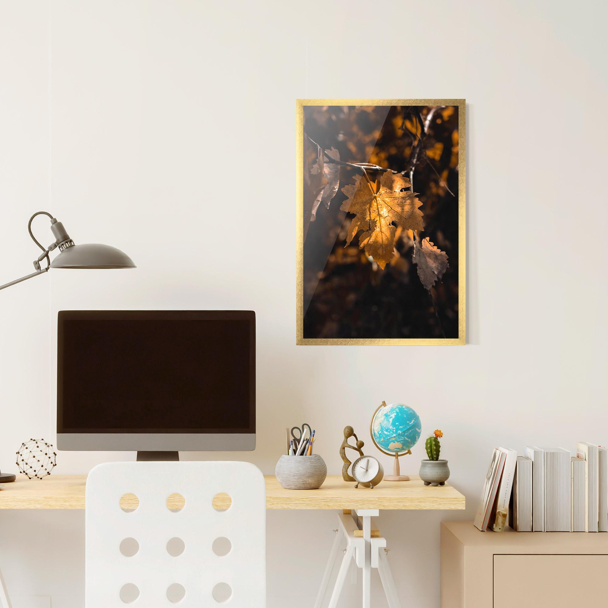 Poster Înrămat Autumn Brown Leaf mockup 6