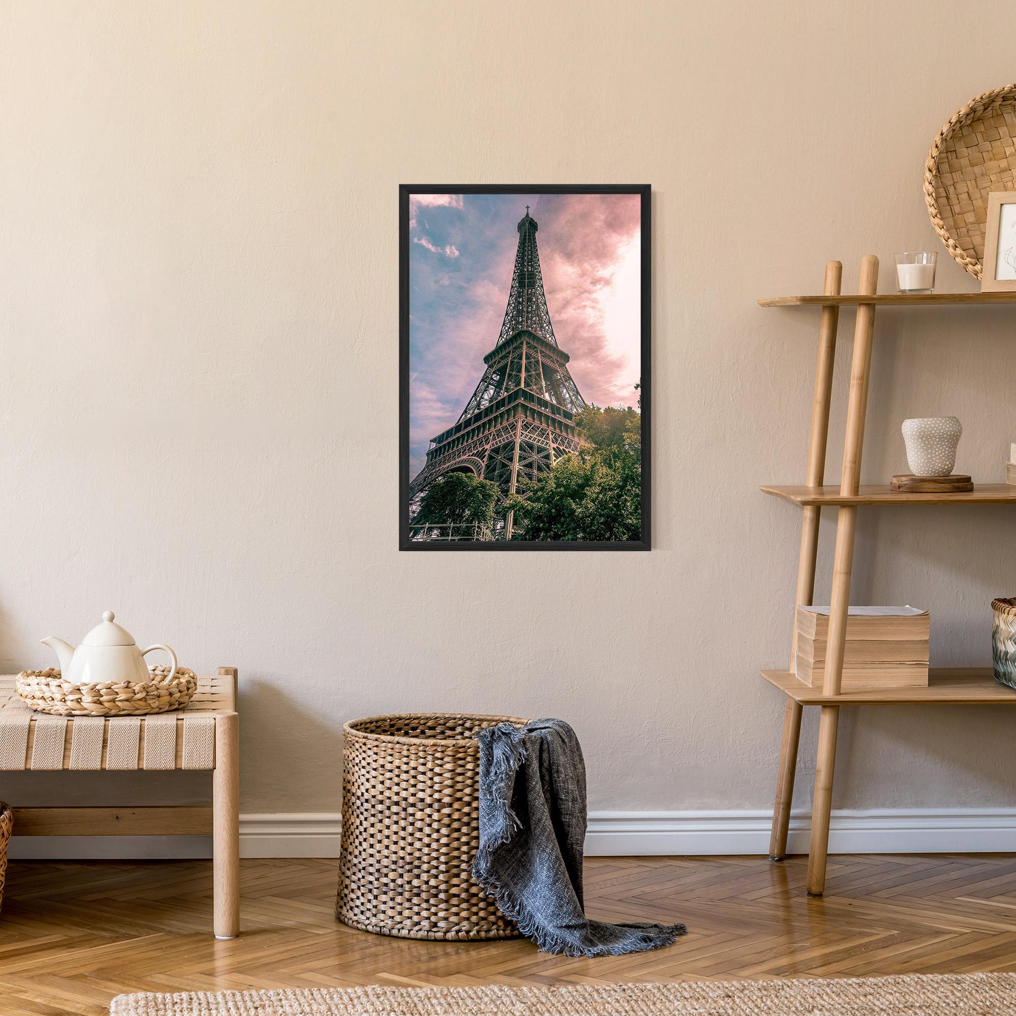 Poster Înrămat Eiffel Under Pink Sky mockup 9