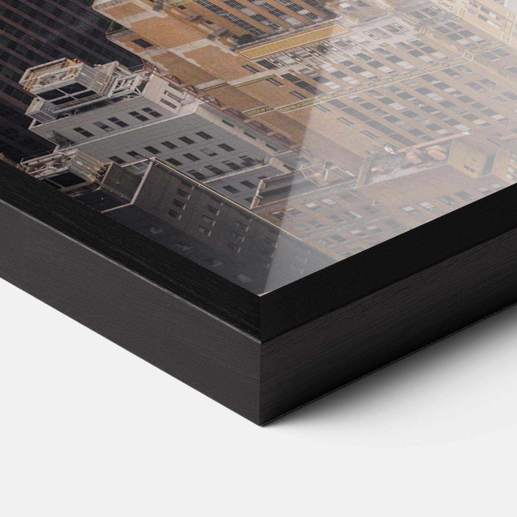 Poster Înrămat Cream Tower mockup 3