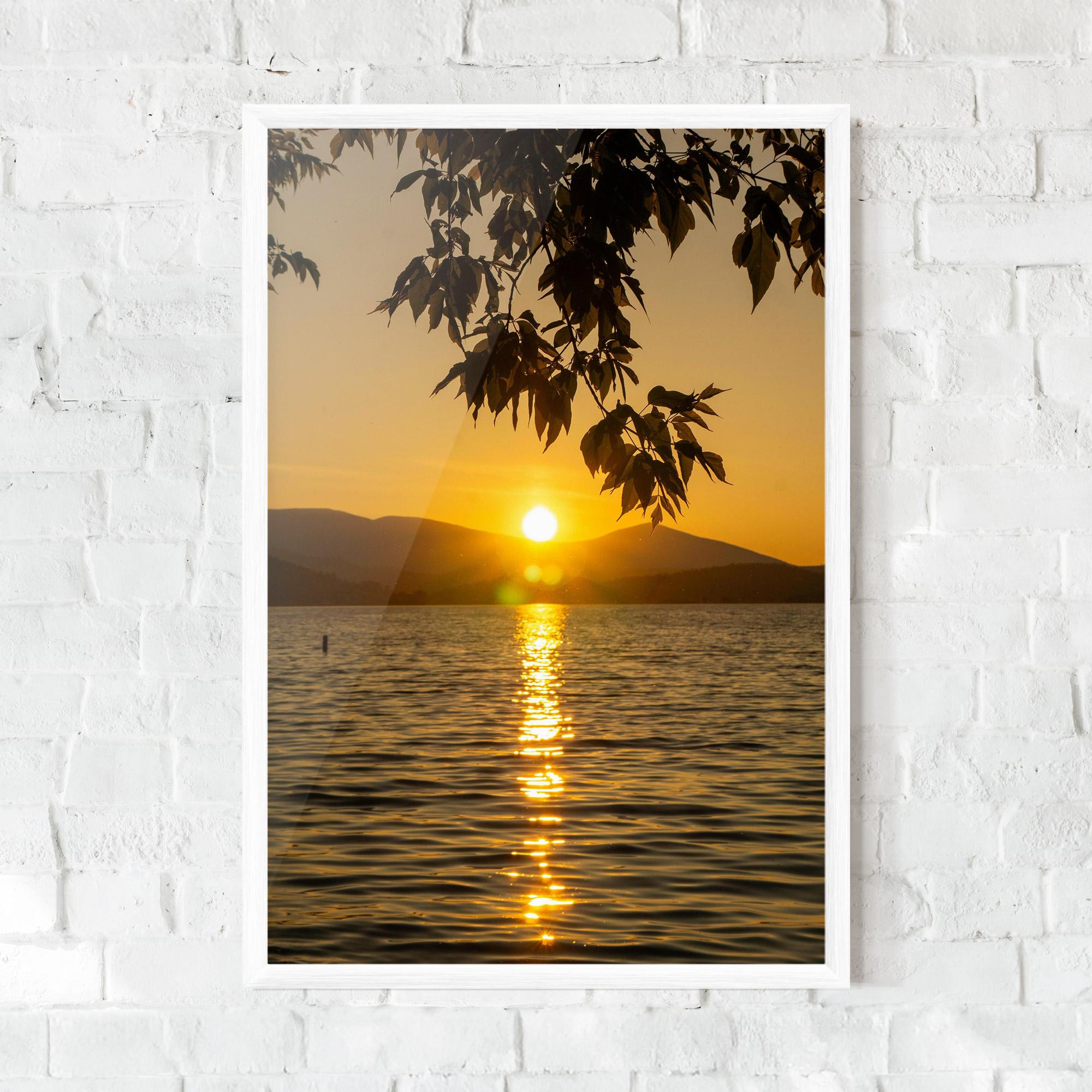 Poster Înrămat Yellow Sunrise mockup 0