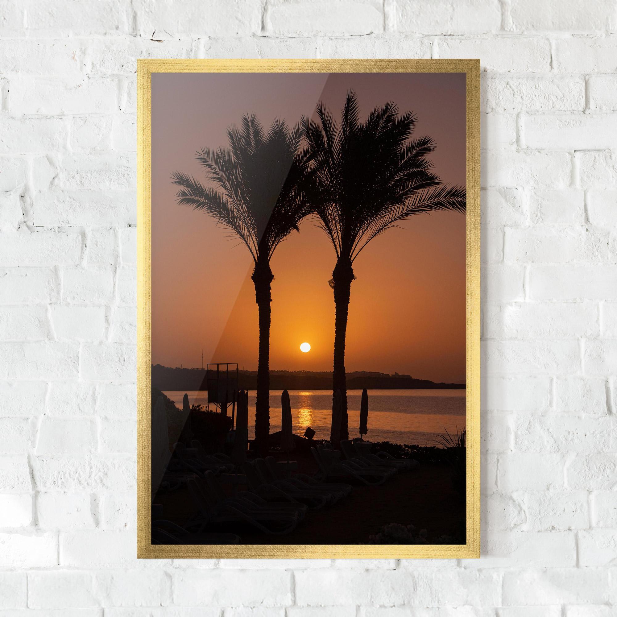 Poster Înrămat Night Palm mockup 0