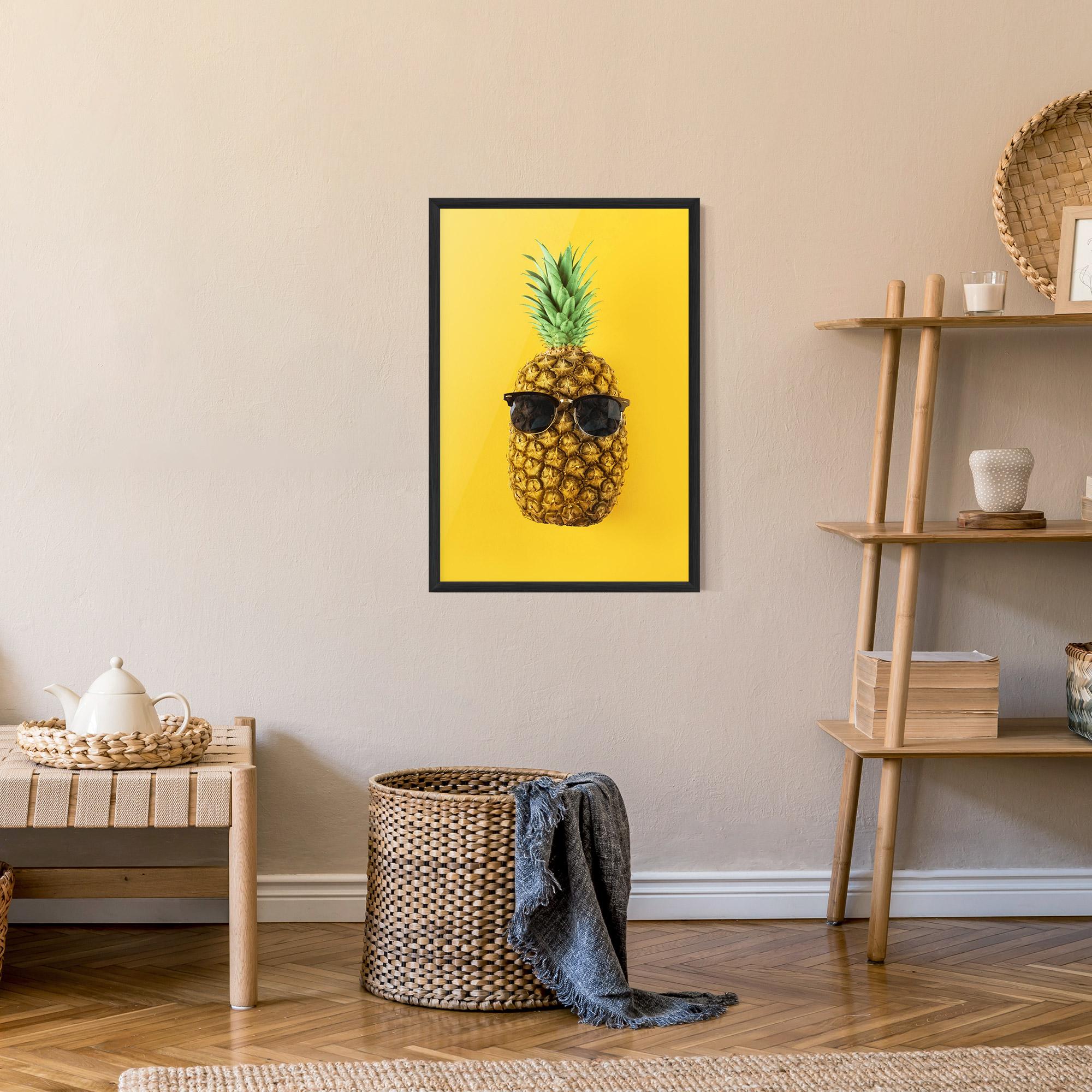 Poster Înrămat Fresh Pineapple mockup 9