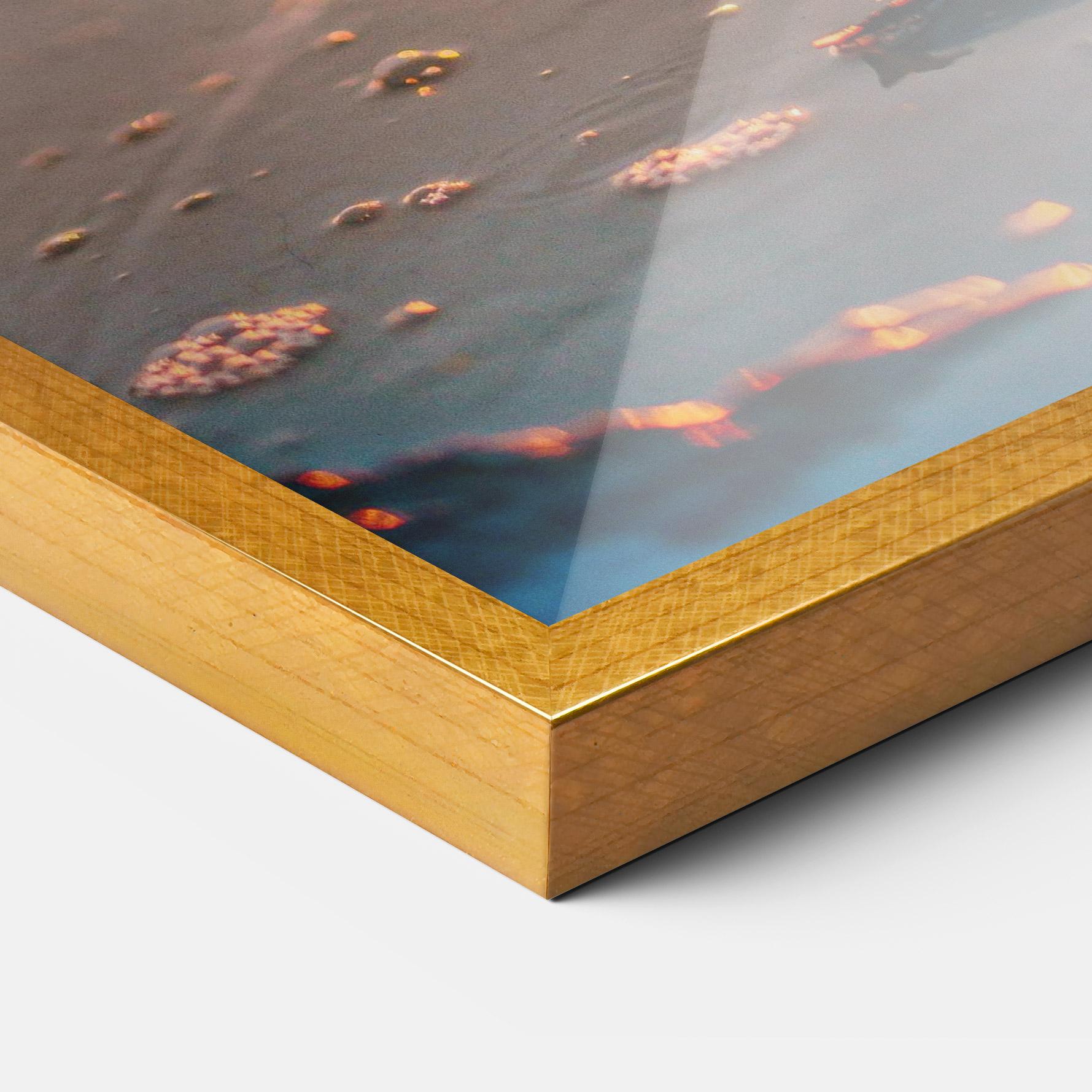 Poster Înrămat Jar With Lights mockup 3