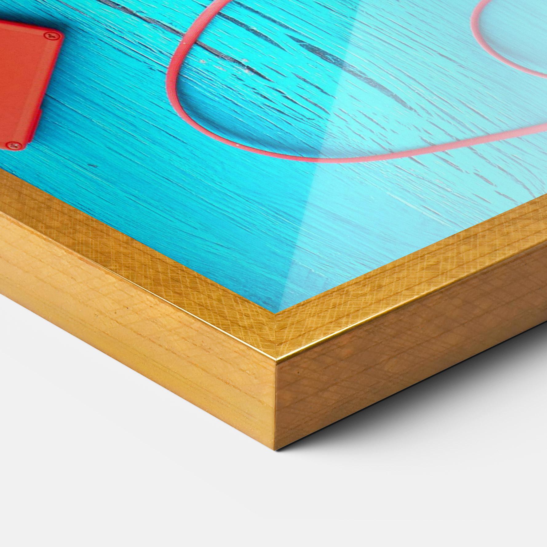 Poster Înrămat Pineapple On Blue mockup 3