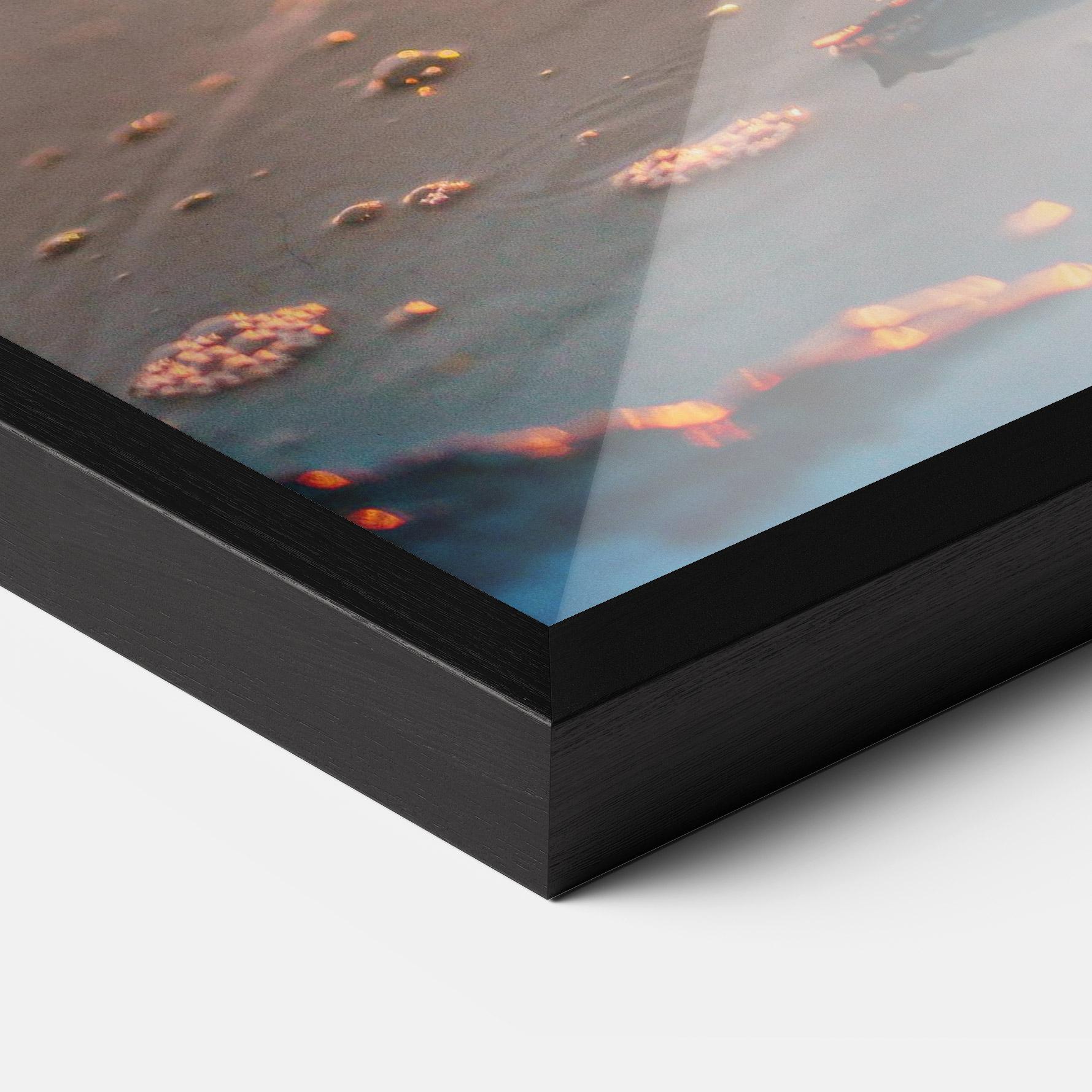 Poster Înrămat Jar With Lights mockup 3