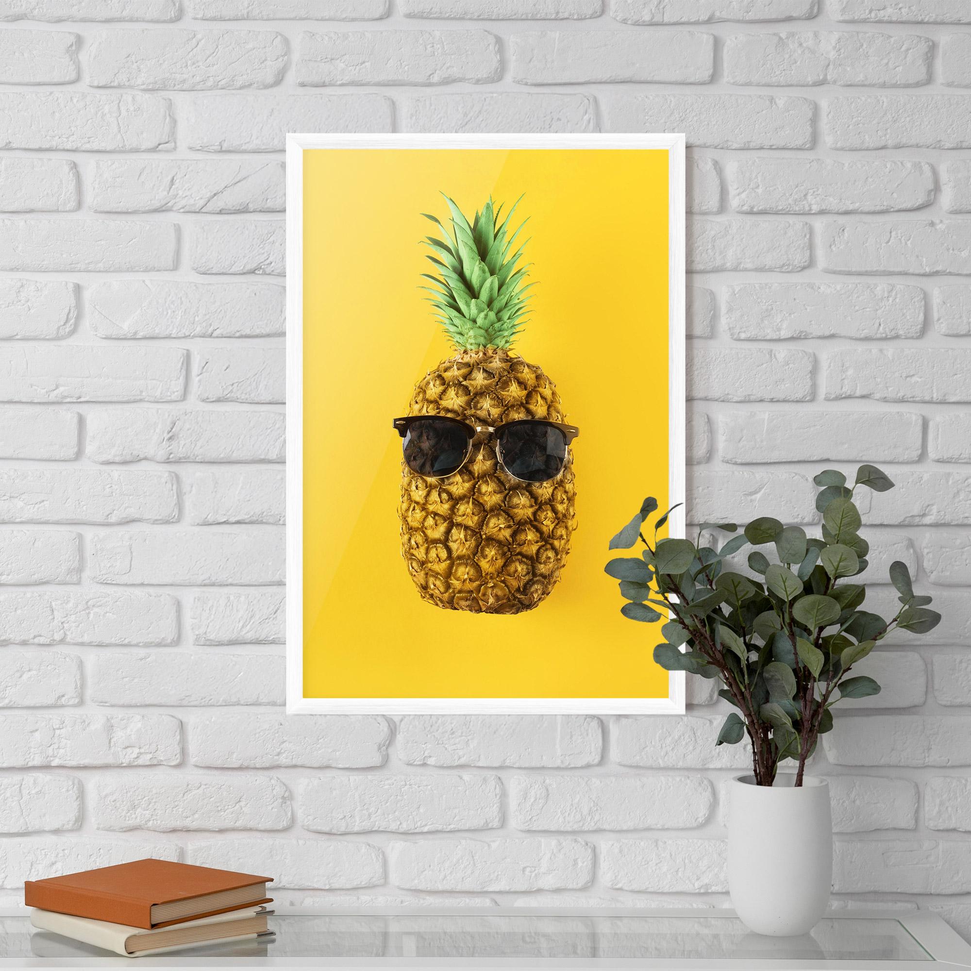 Poster Înrămat Fresh Pineapple mockup 5