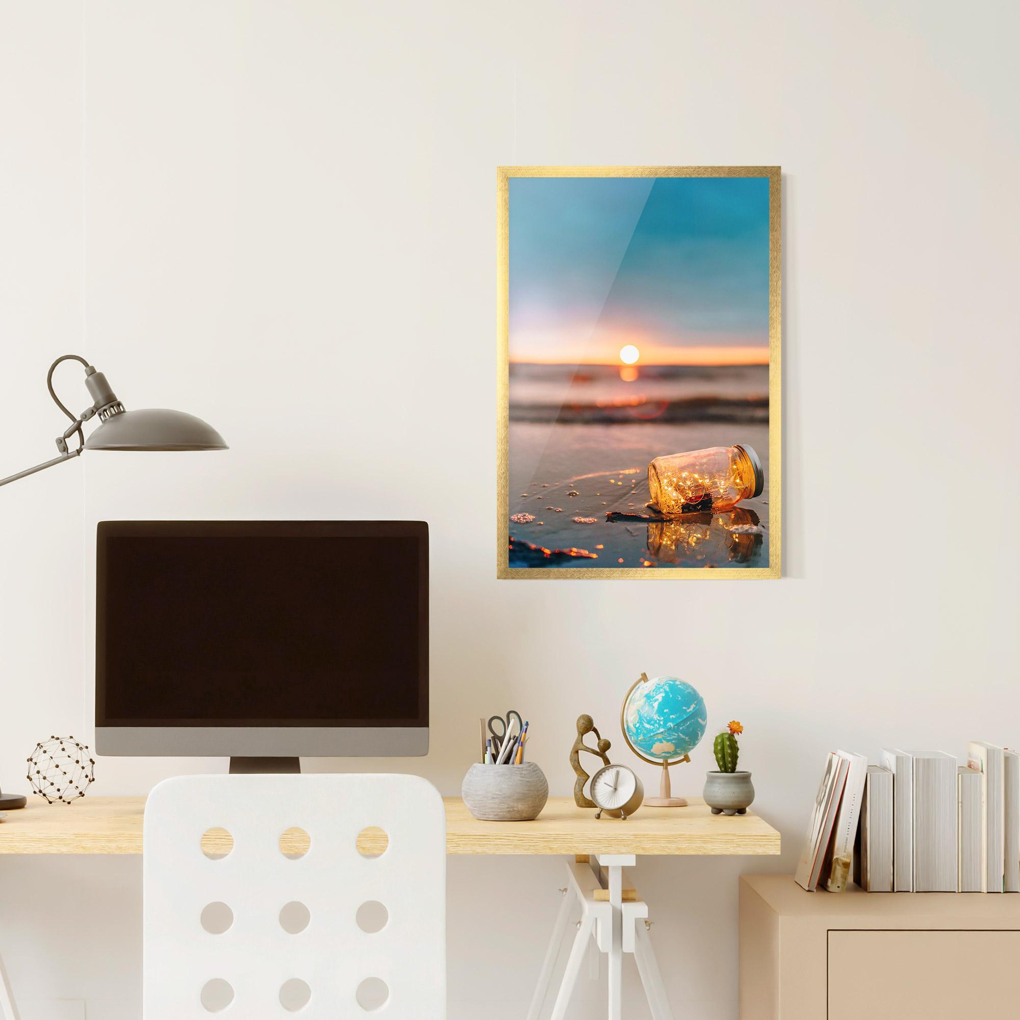 Poster Înrămat Jar With Lights mockup 6