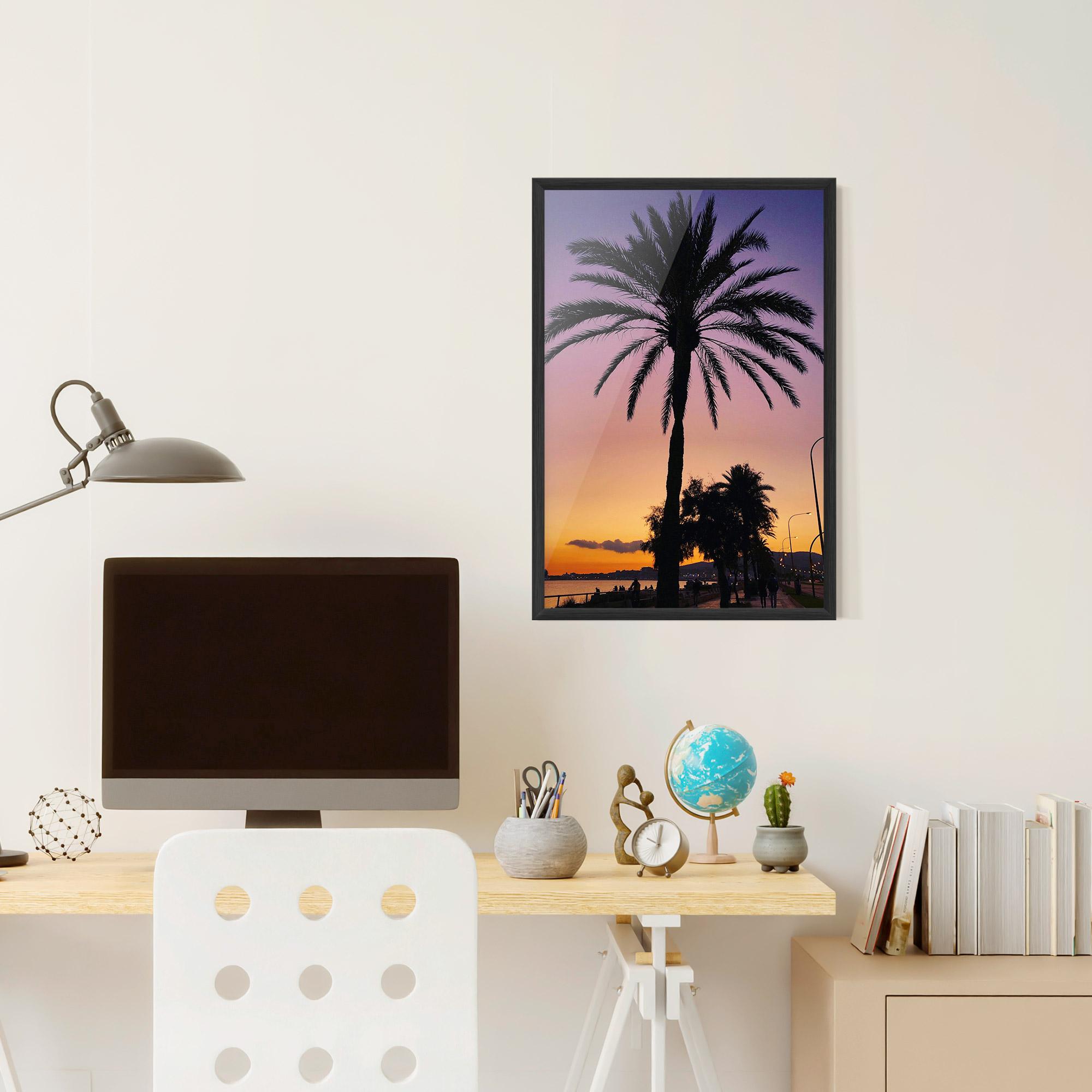 Poster Înrămat Purple Palm mockup 6