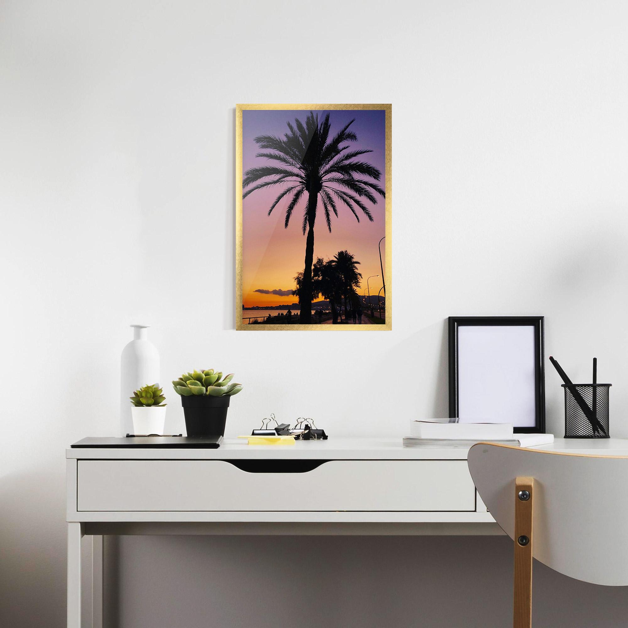 Poster Înrămat Purple Palm mockup 7