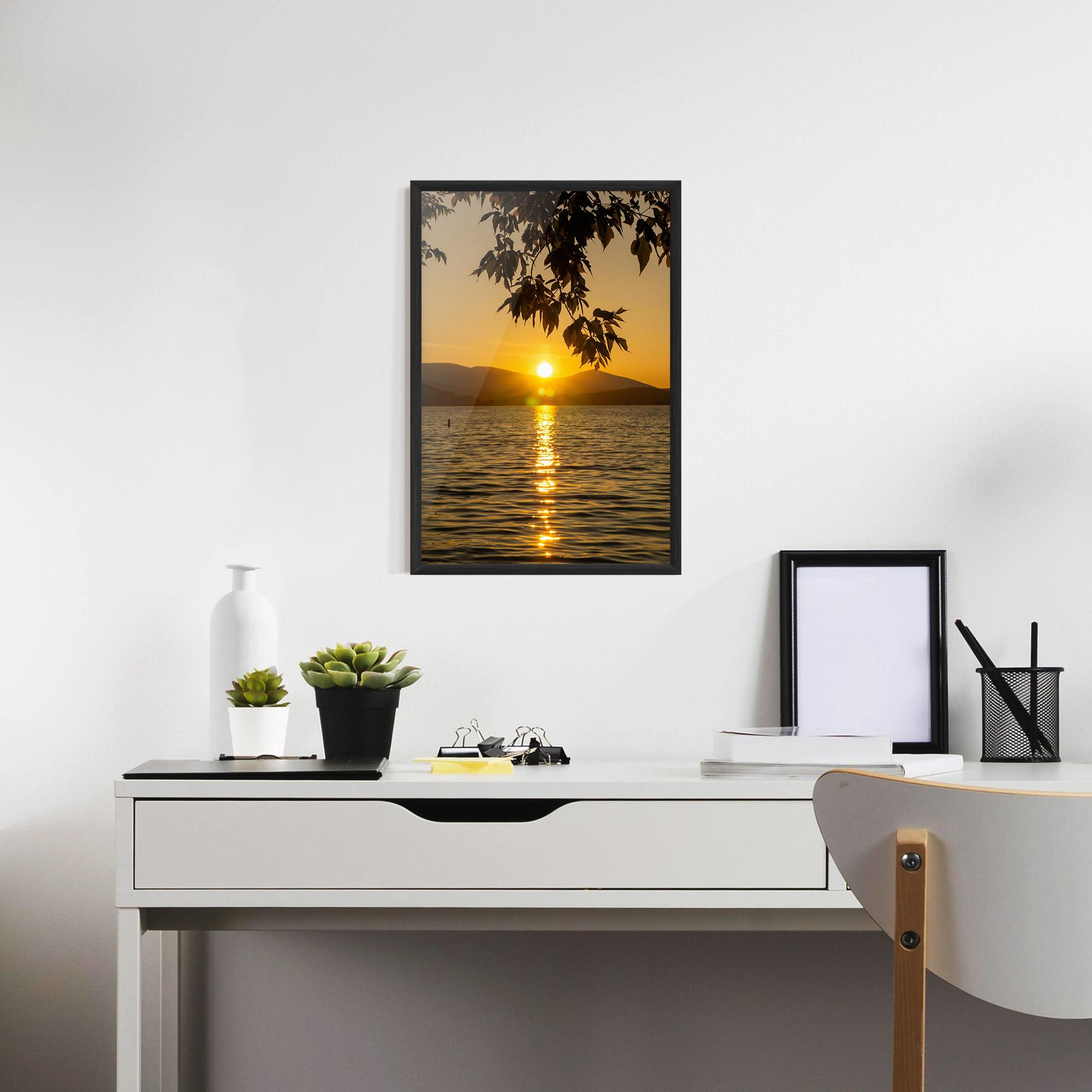 Poster Înrămat Yellow Sunrise mockup 7
