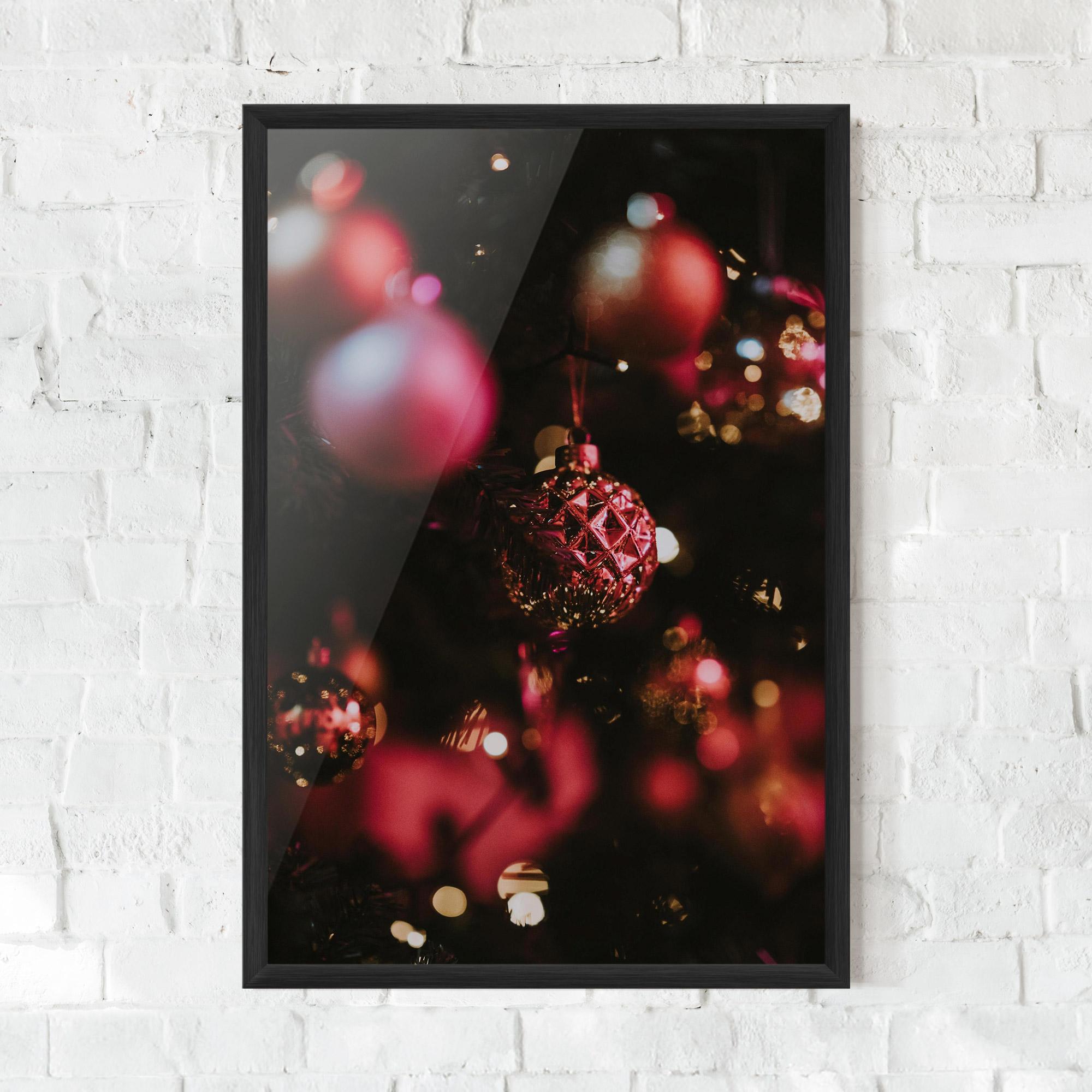 Poster Înrămat Dark Pink Christmas Balls mockup 0