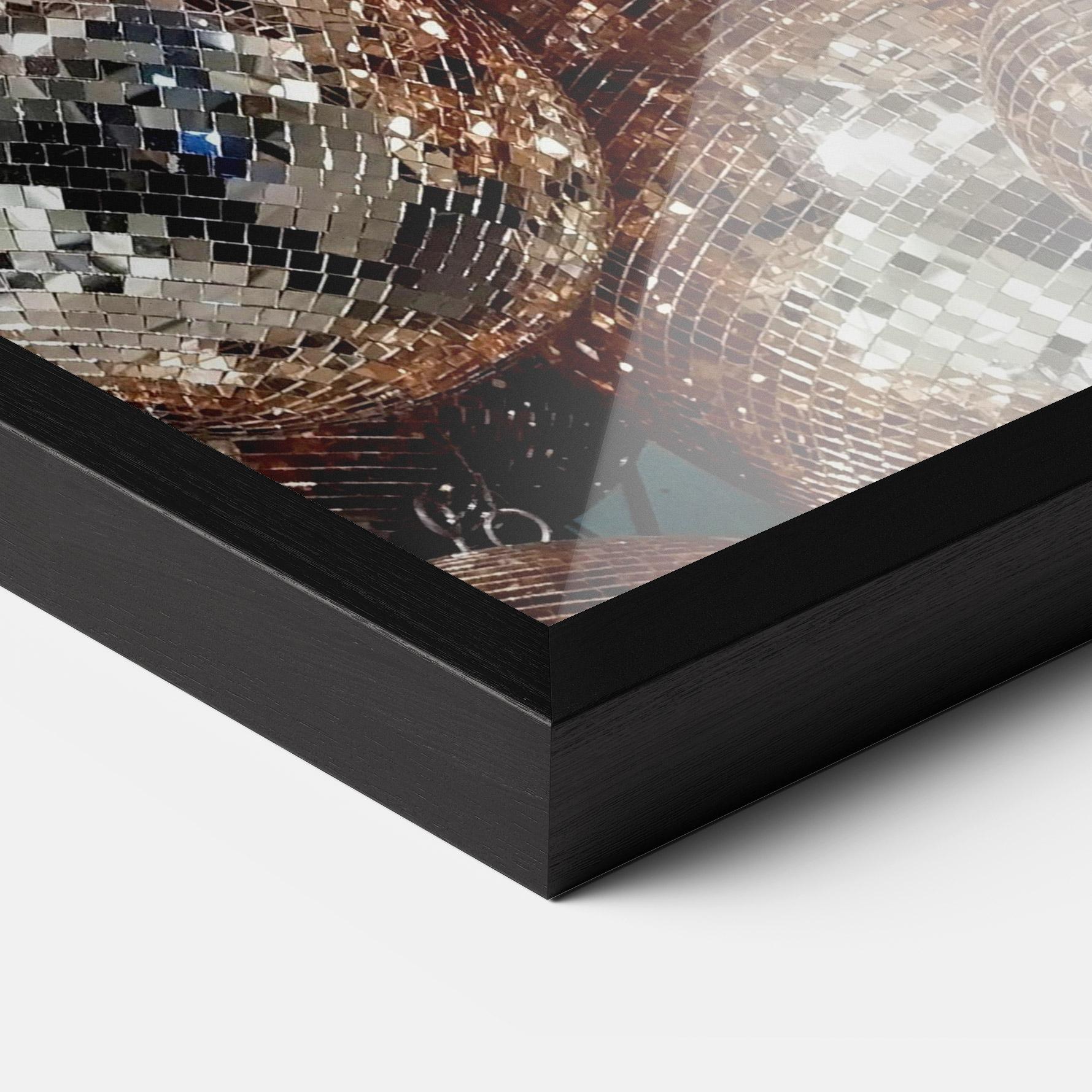 Poster Înrămat Christmas Disko Balls mockup 3