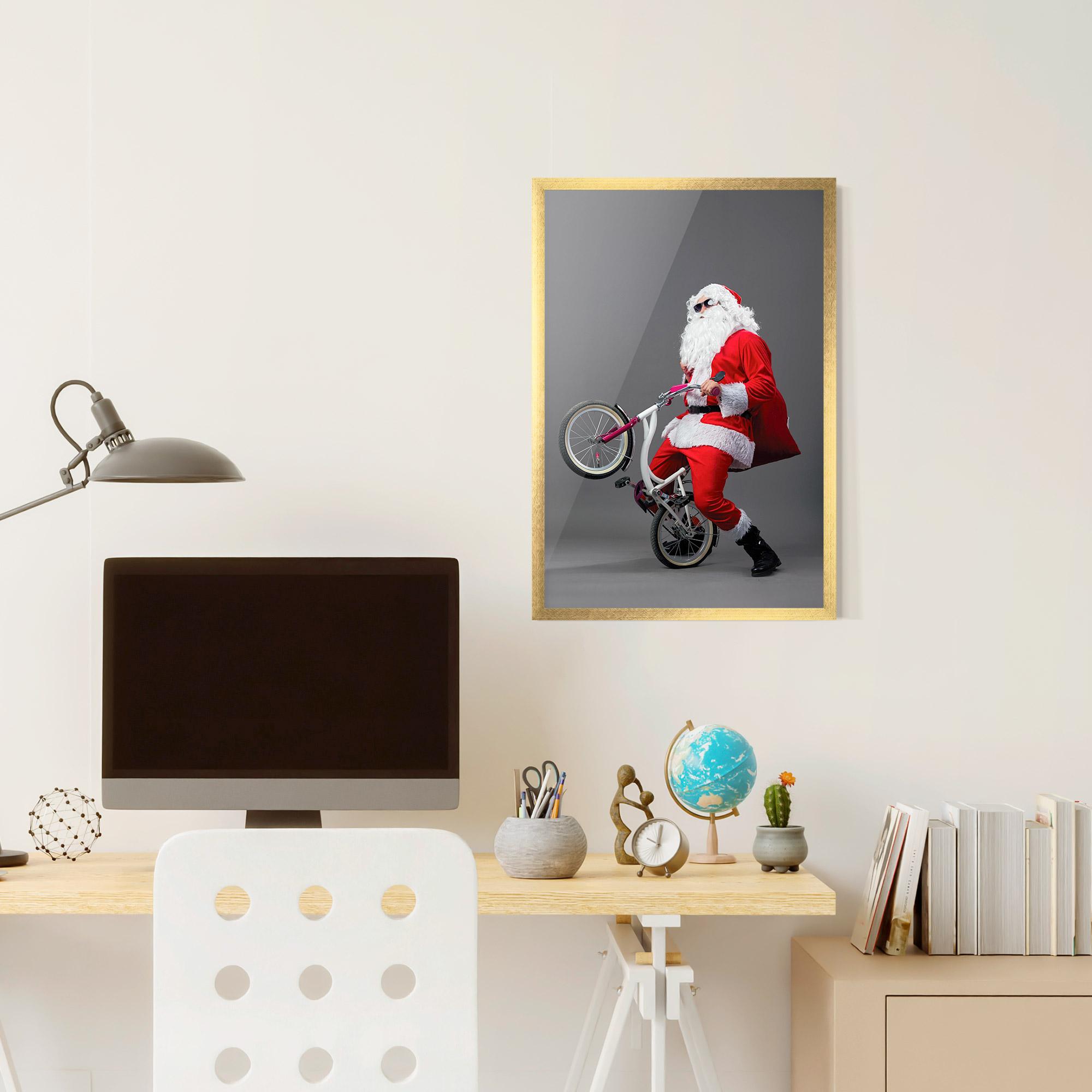 Poster Înrămat Santa Rides Bicycle mockup 6