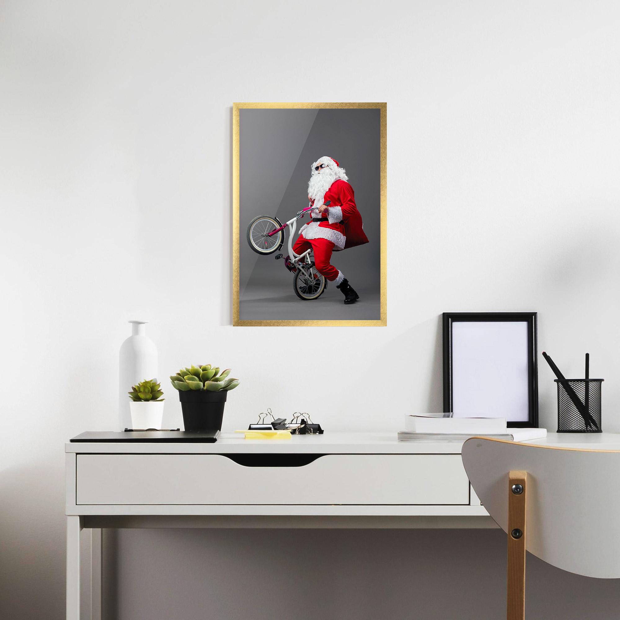 Poster Înrămat Santa Rides Bicycle mockup 7