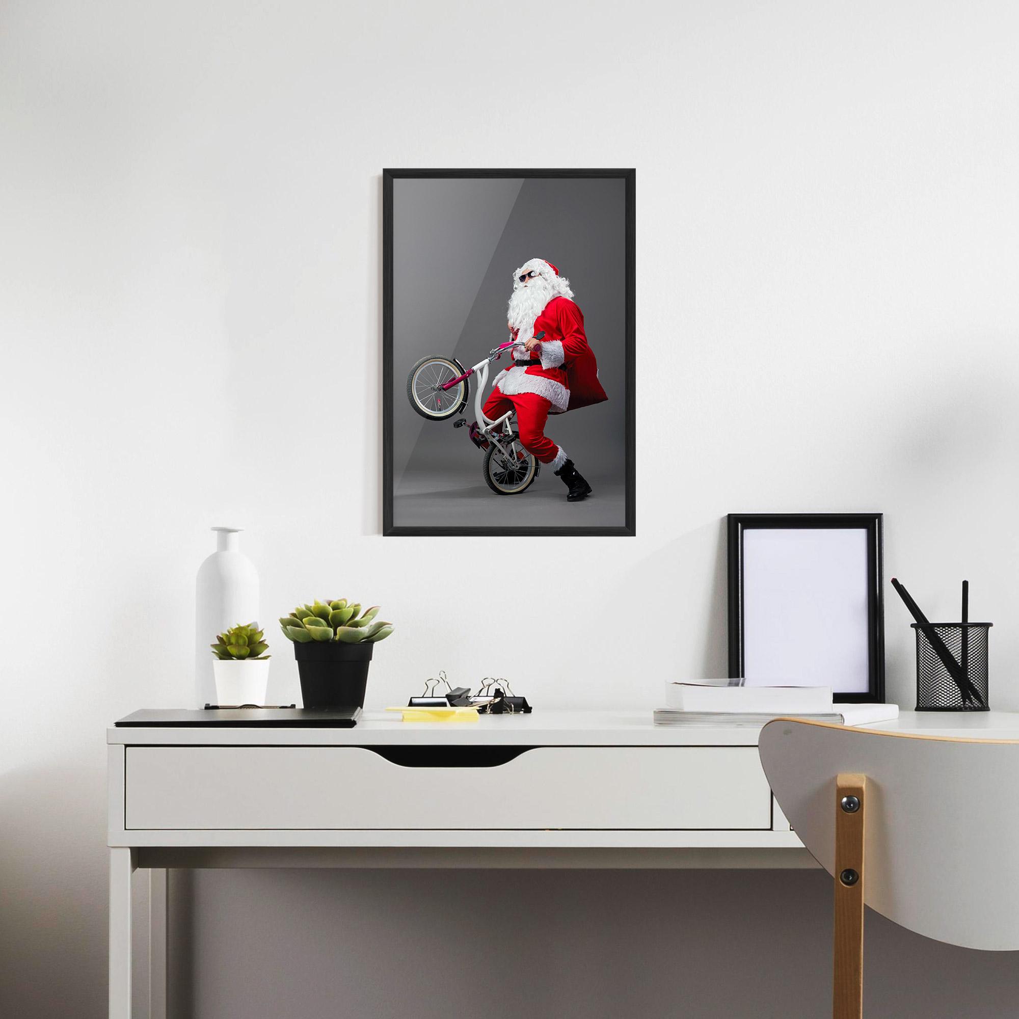 Poster Înrămat Santa Rides Bicycle mockup 7