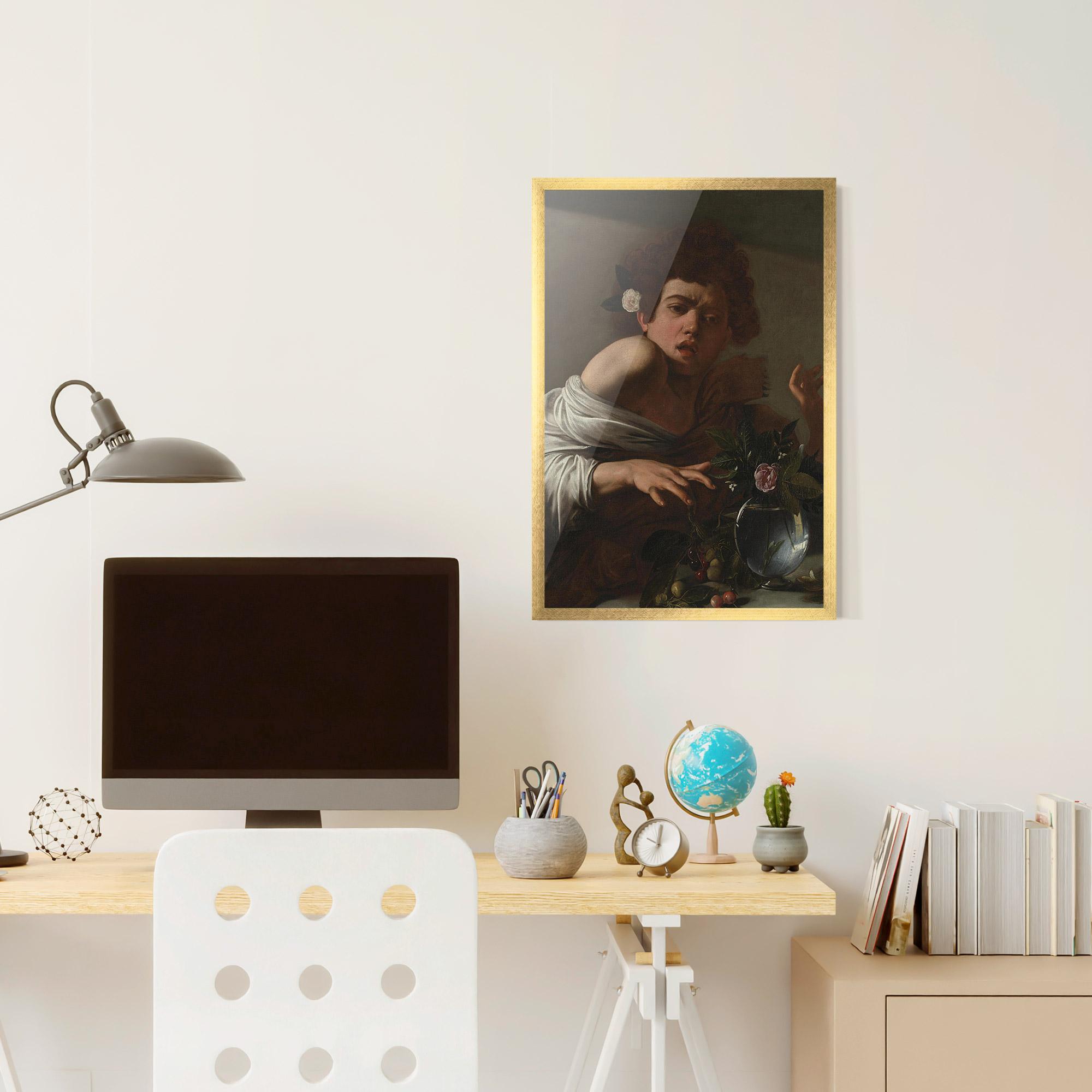 Poster Înrămat Boy Bitten By A Lizard mockup 6