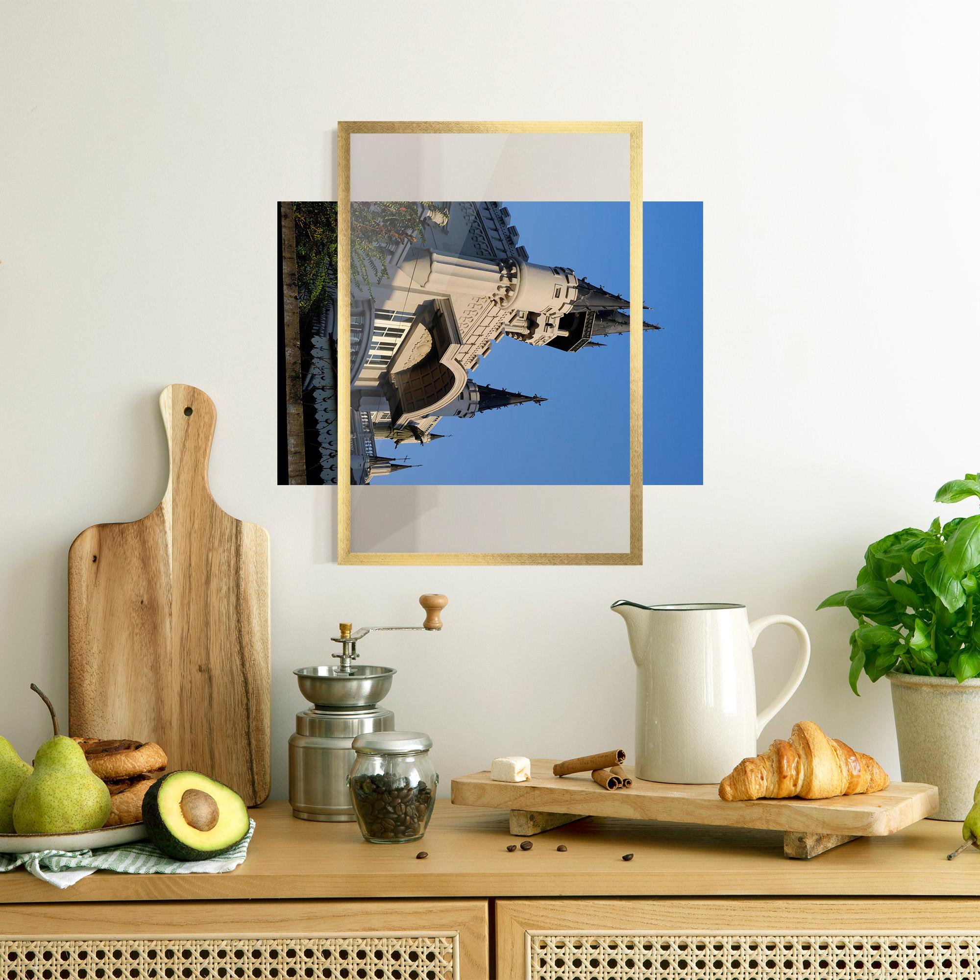 Poster Înrămat Castle Blue mockup 8