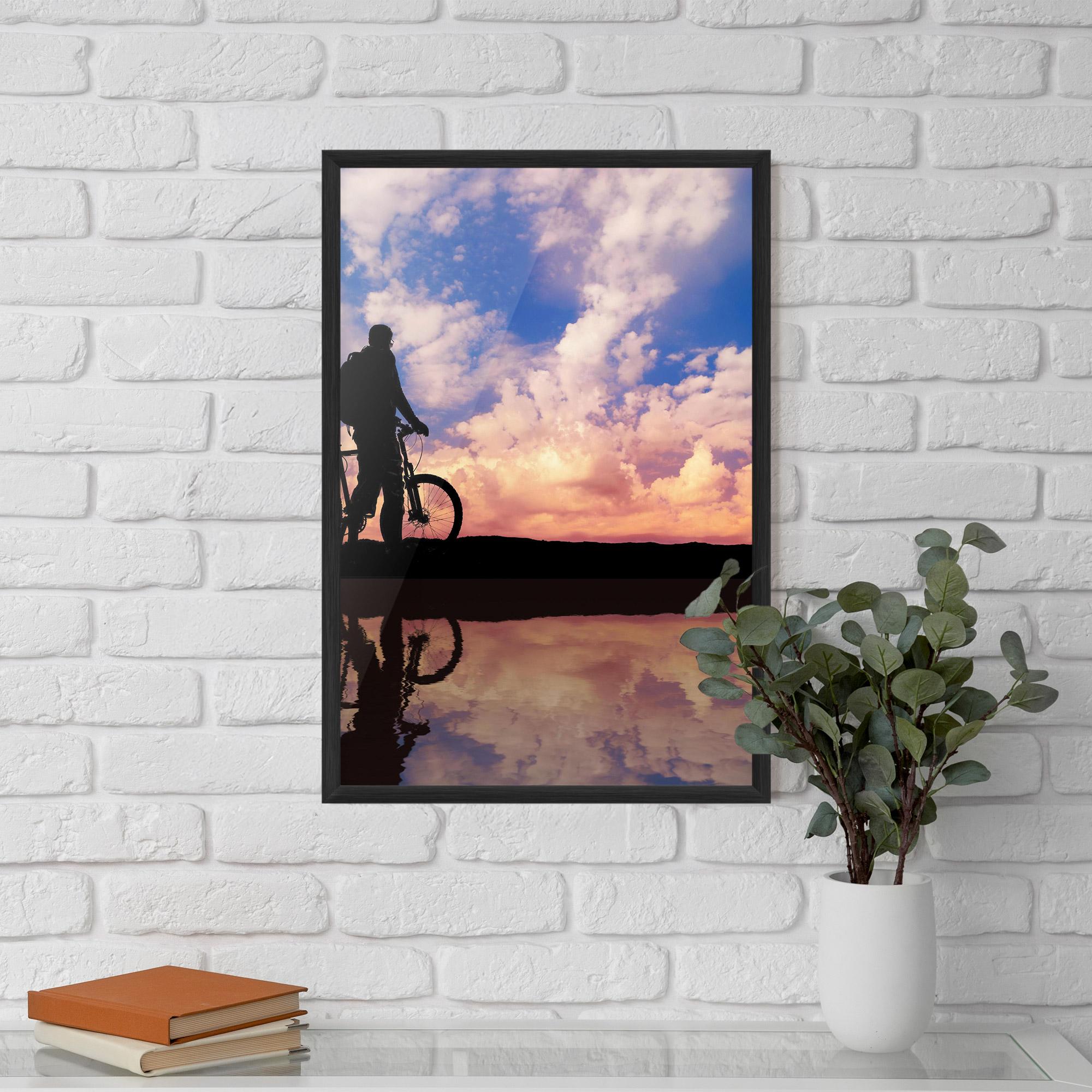 Poster Înrămat Bike Sunset mockup 5