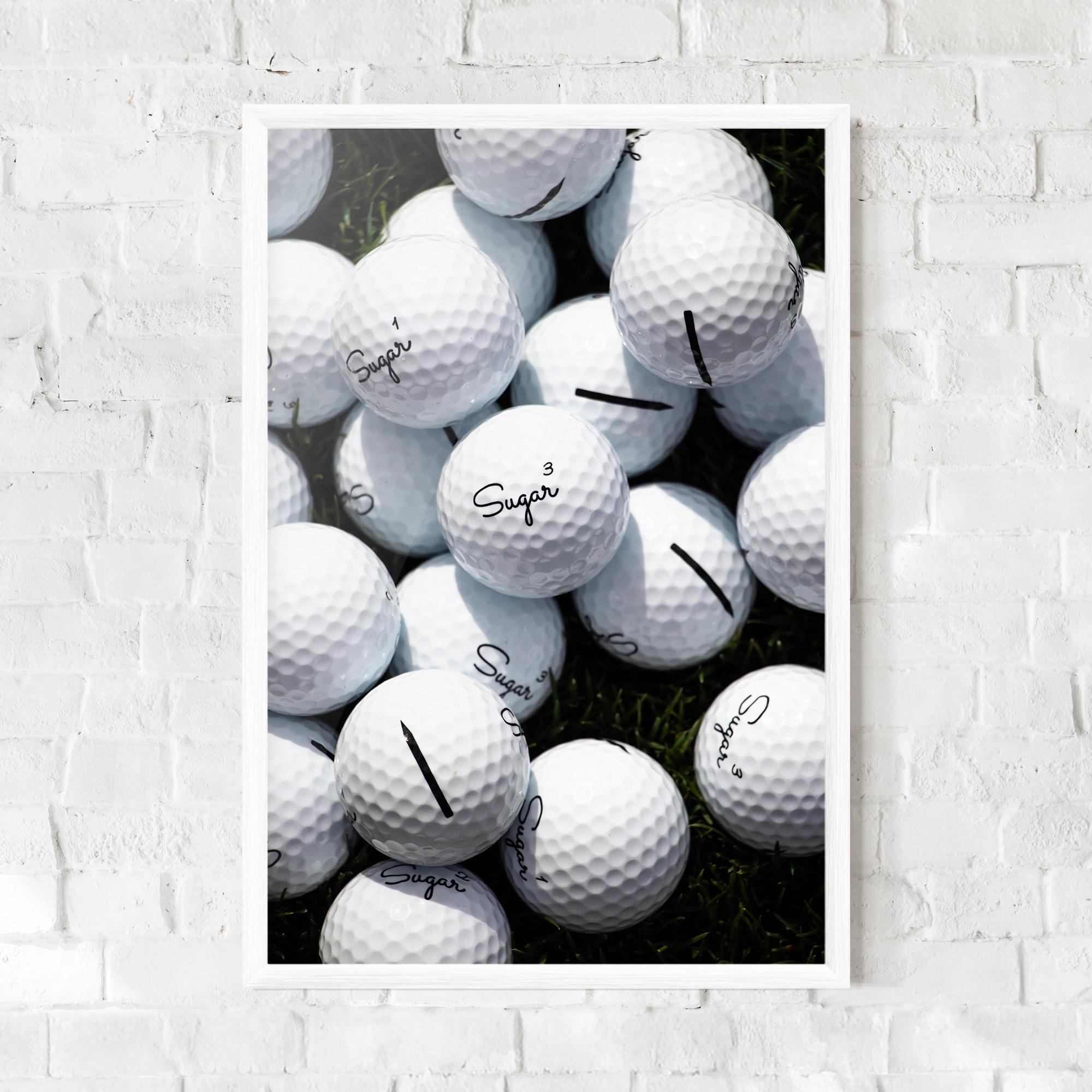 Poster Înrămat White Sugar Golf Balls mockup 0
