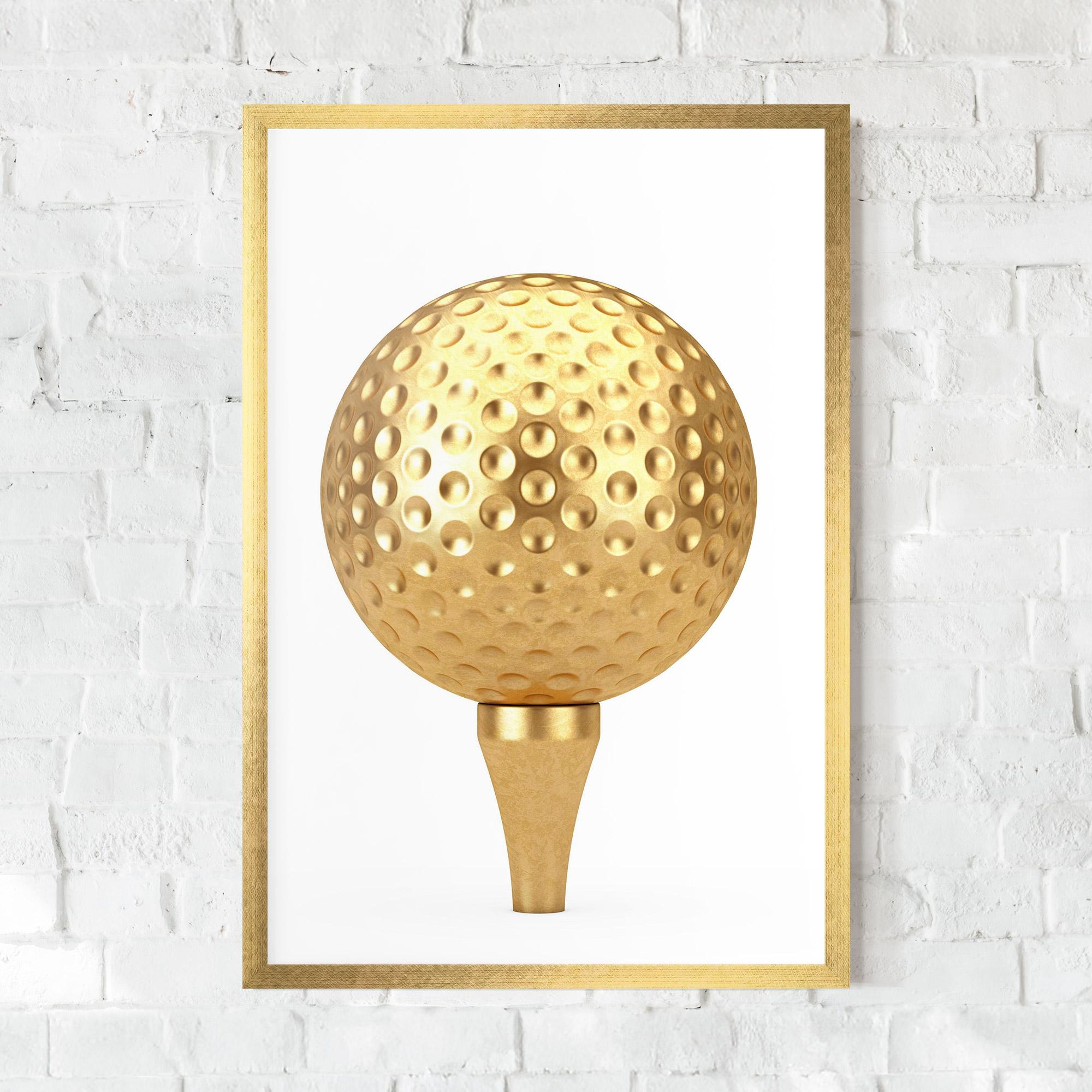 Poster Înrămat Golden Golf Ball mockup 0