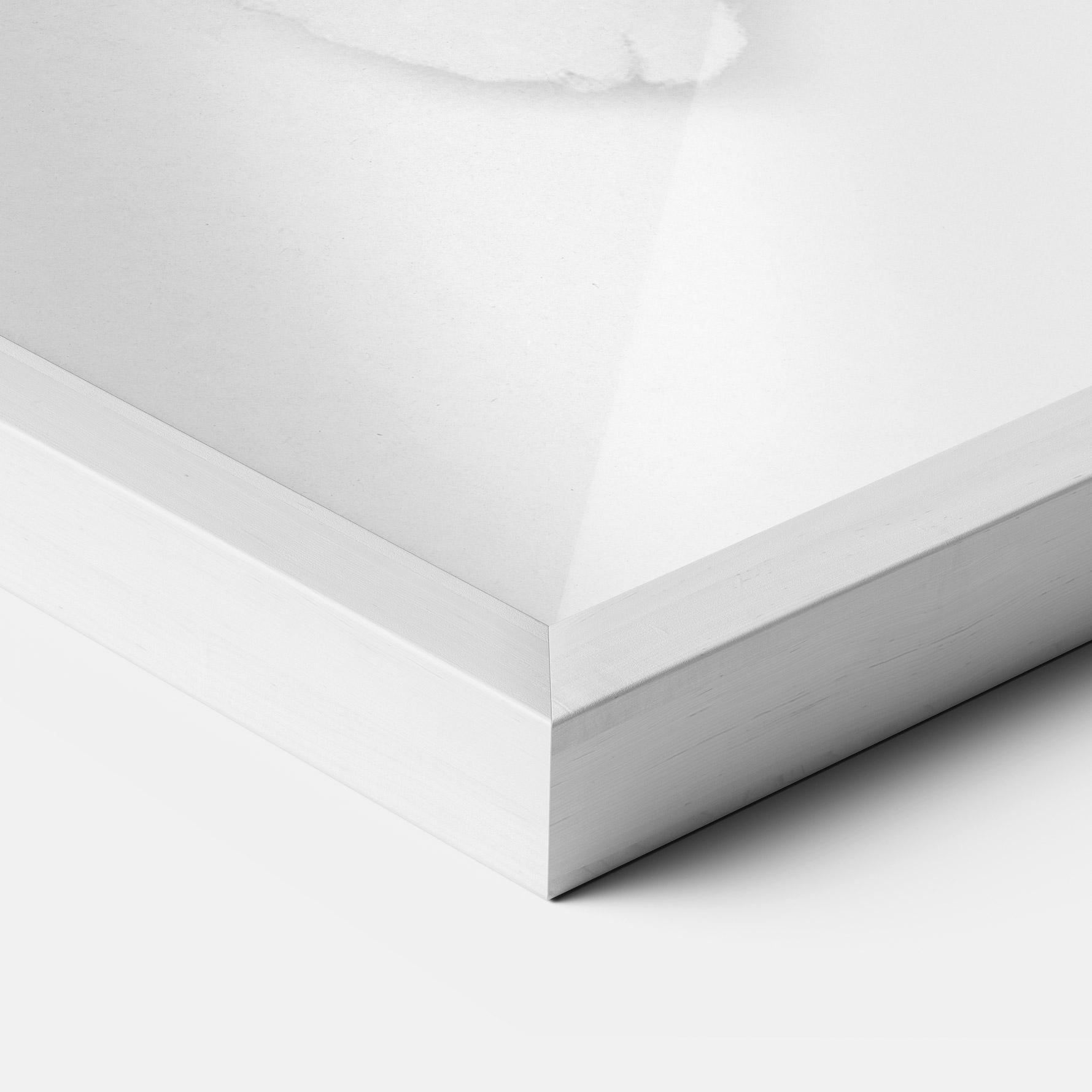 Poster Înrămat Golf Ball Bursting Hole mockup 3