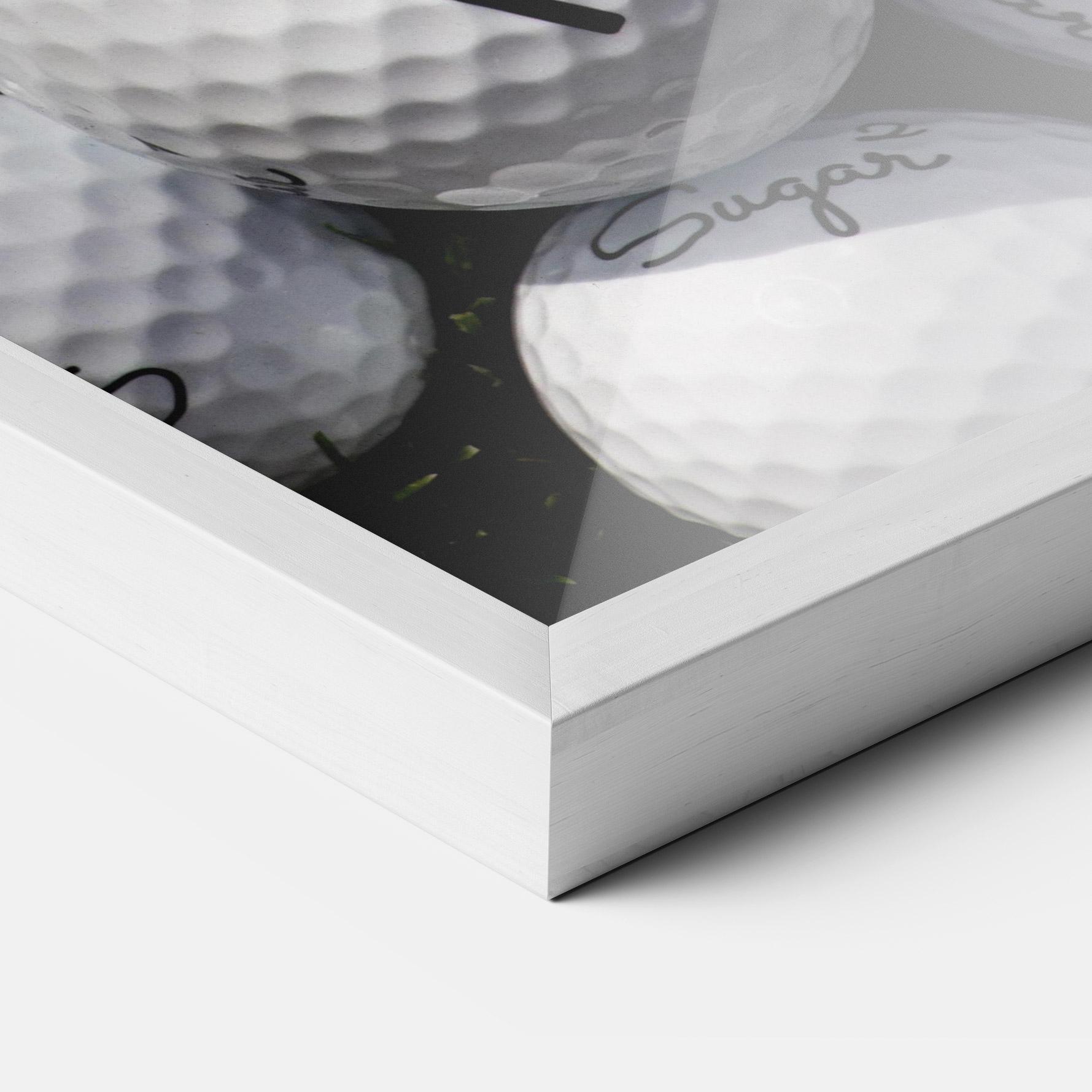 Poster Înrămat White Sugar Golf Balls mockup 3