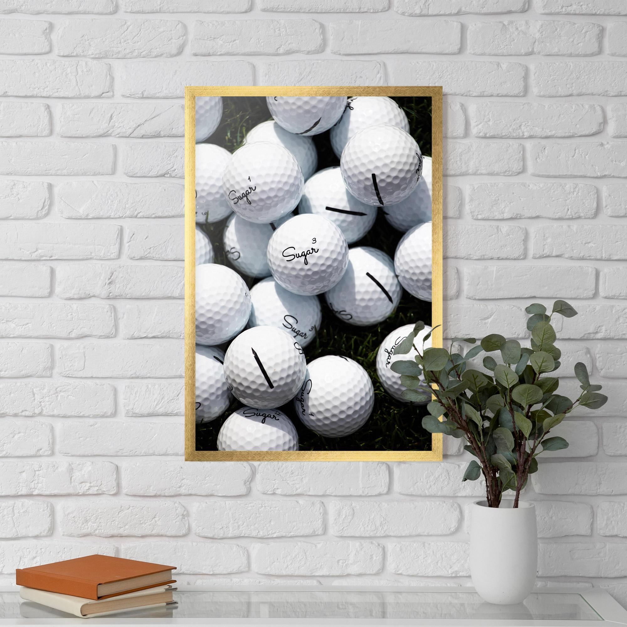 Poster Înrămat White Sugar Golf Balls mockup 5