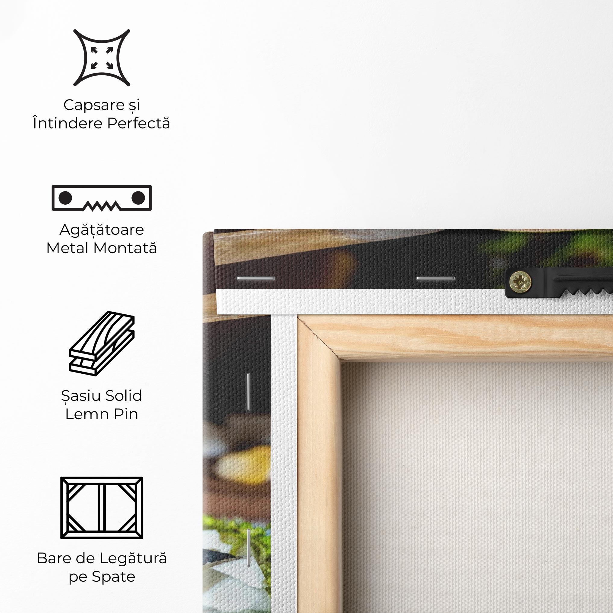 Tablou Canvas Honey Over Food mockup 5