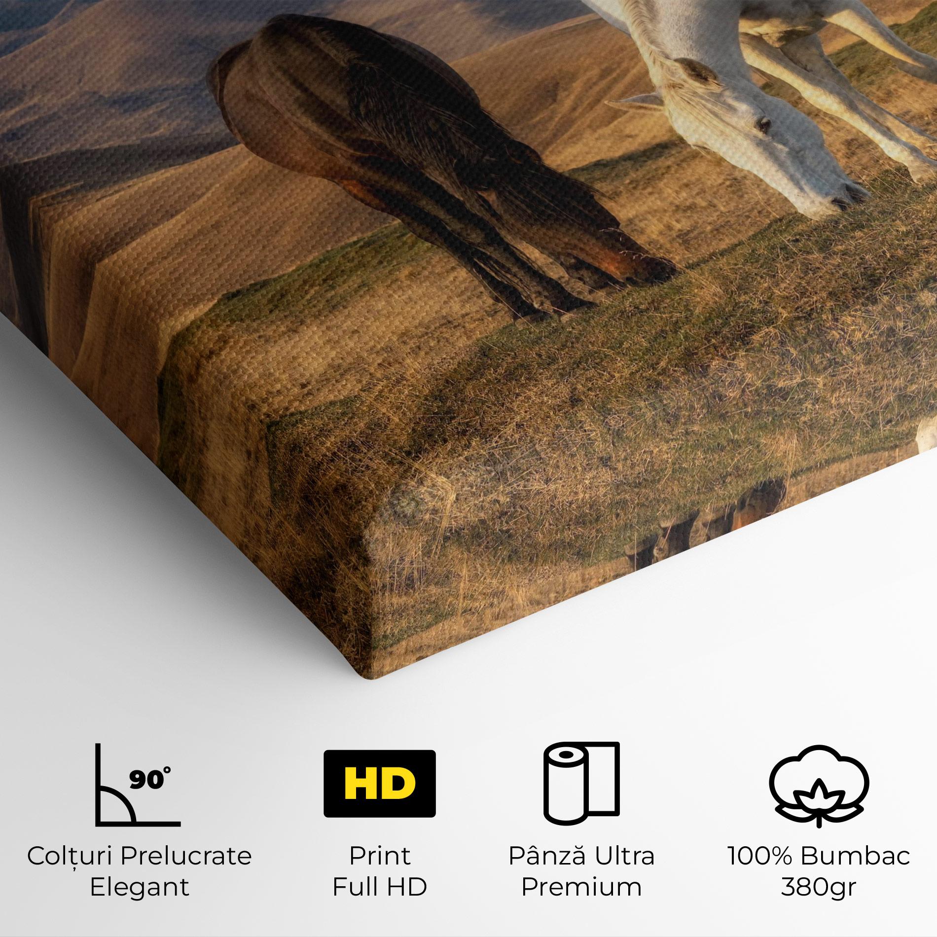 Tablou Canvas Mountain Horses mockup 4