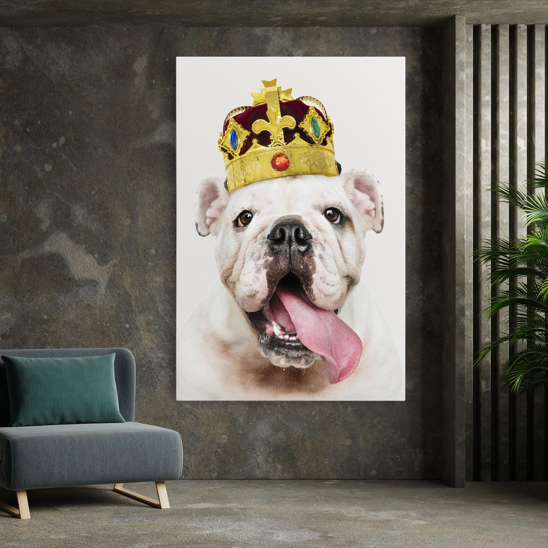 Tablou Canvas Bulldog Wearing Crown mockup 7