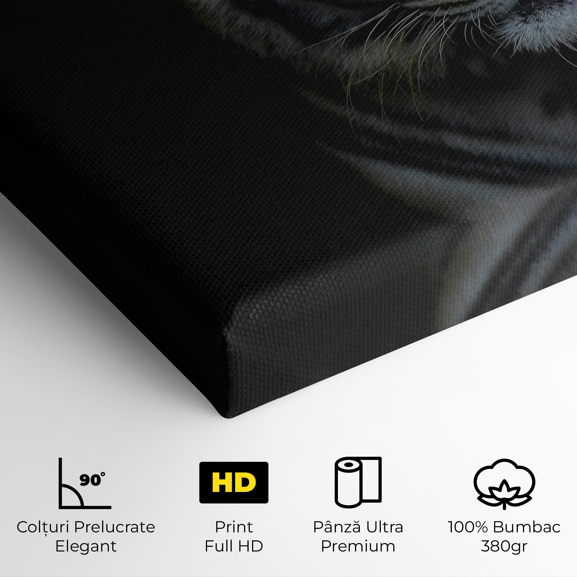 Tablou Canvas Close Up Tiger mockup 4