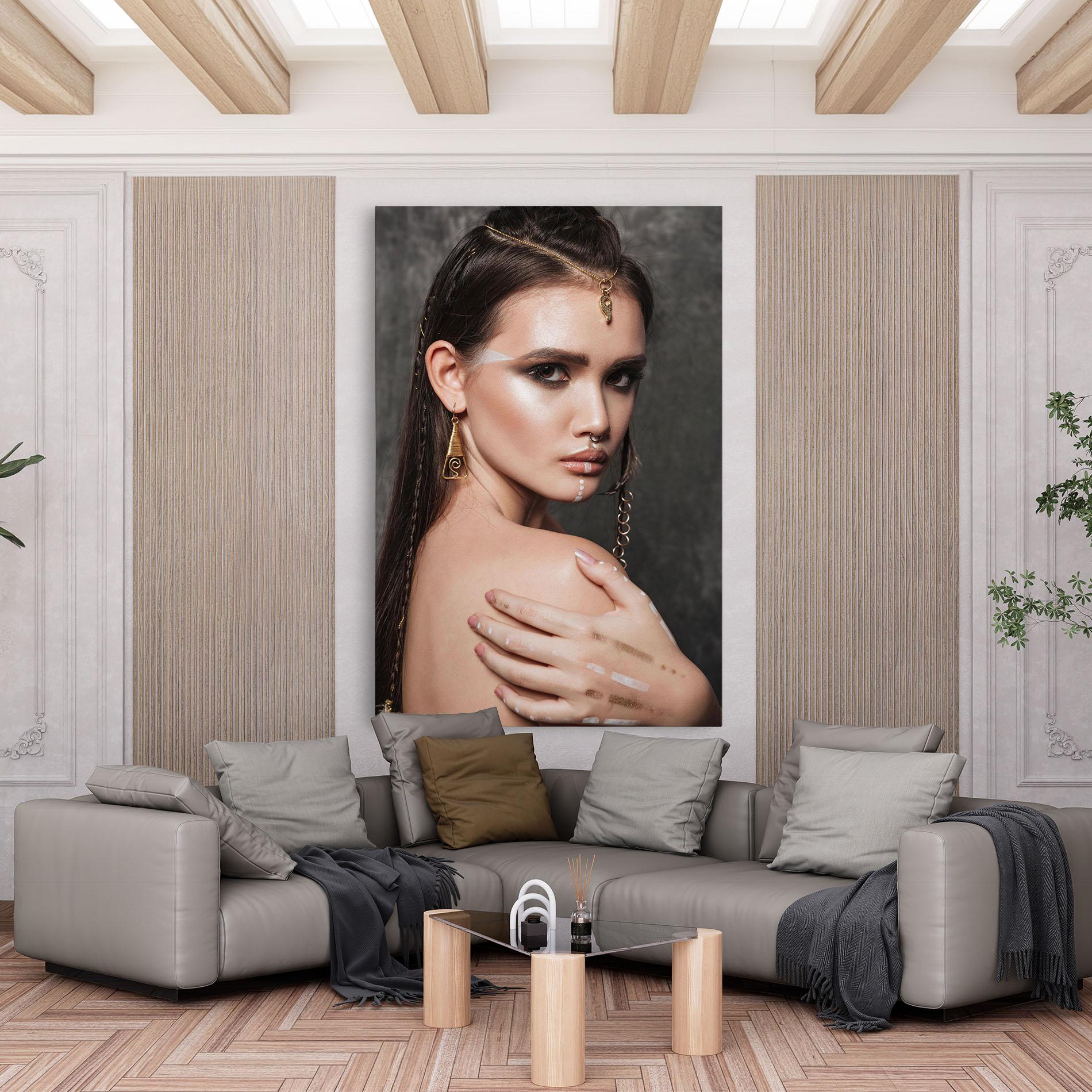 Tablou Canvas Gold Triangle Earring mockup 6