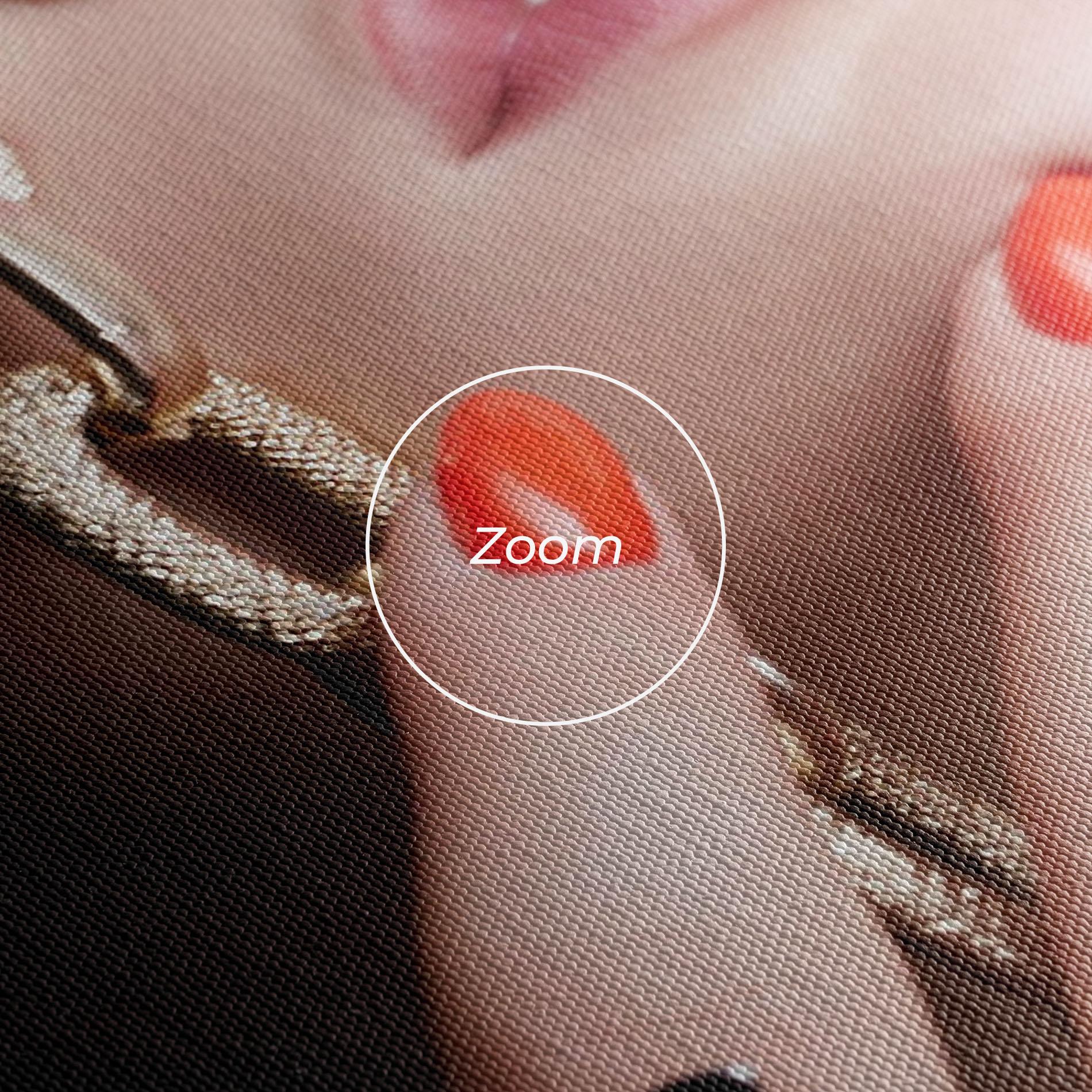 Tablou Canvas Big Chain Woman mockup 3