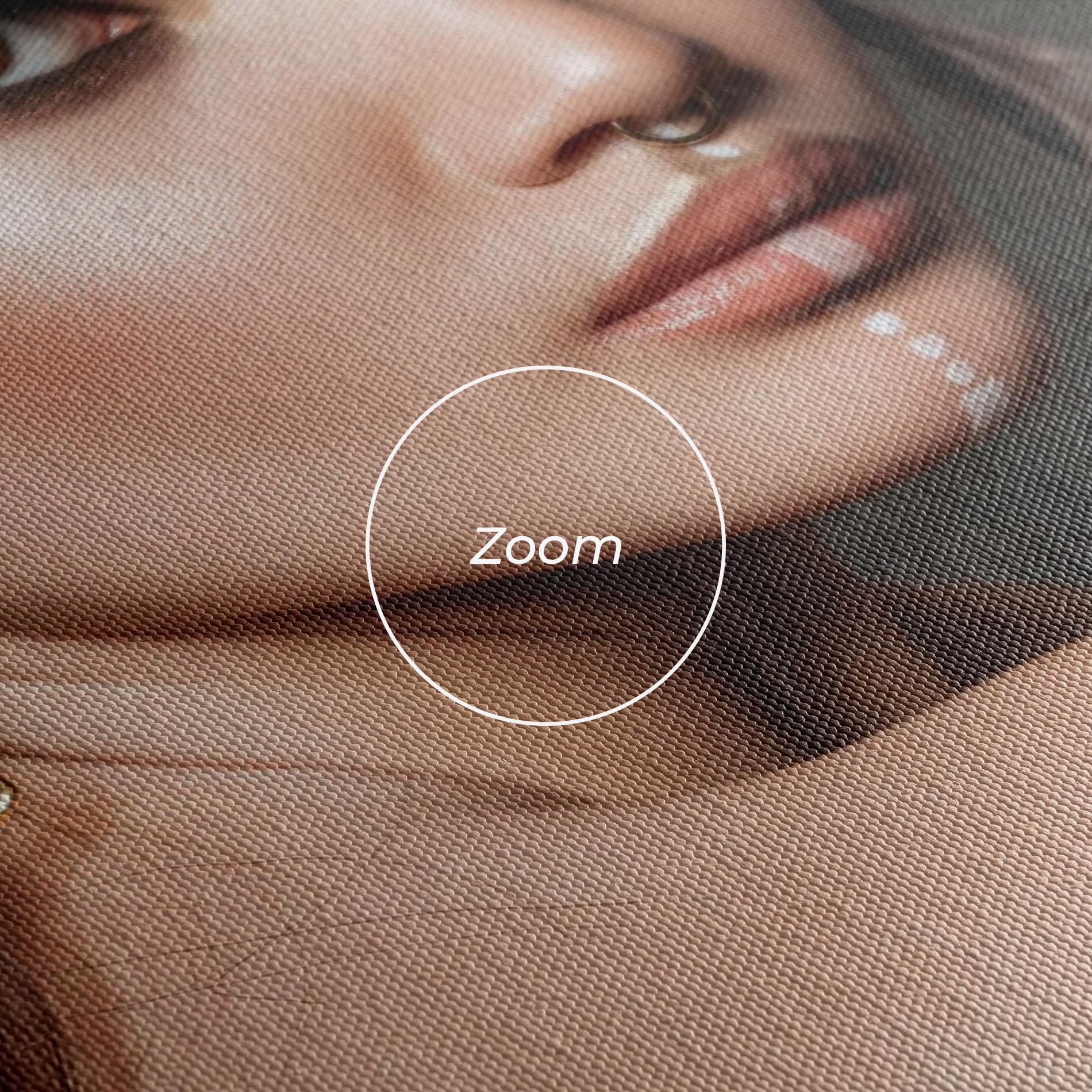 Tablou Canvas Gold Triangle Earring mockup 3