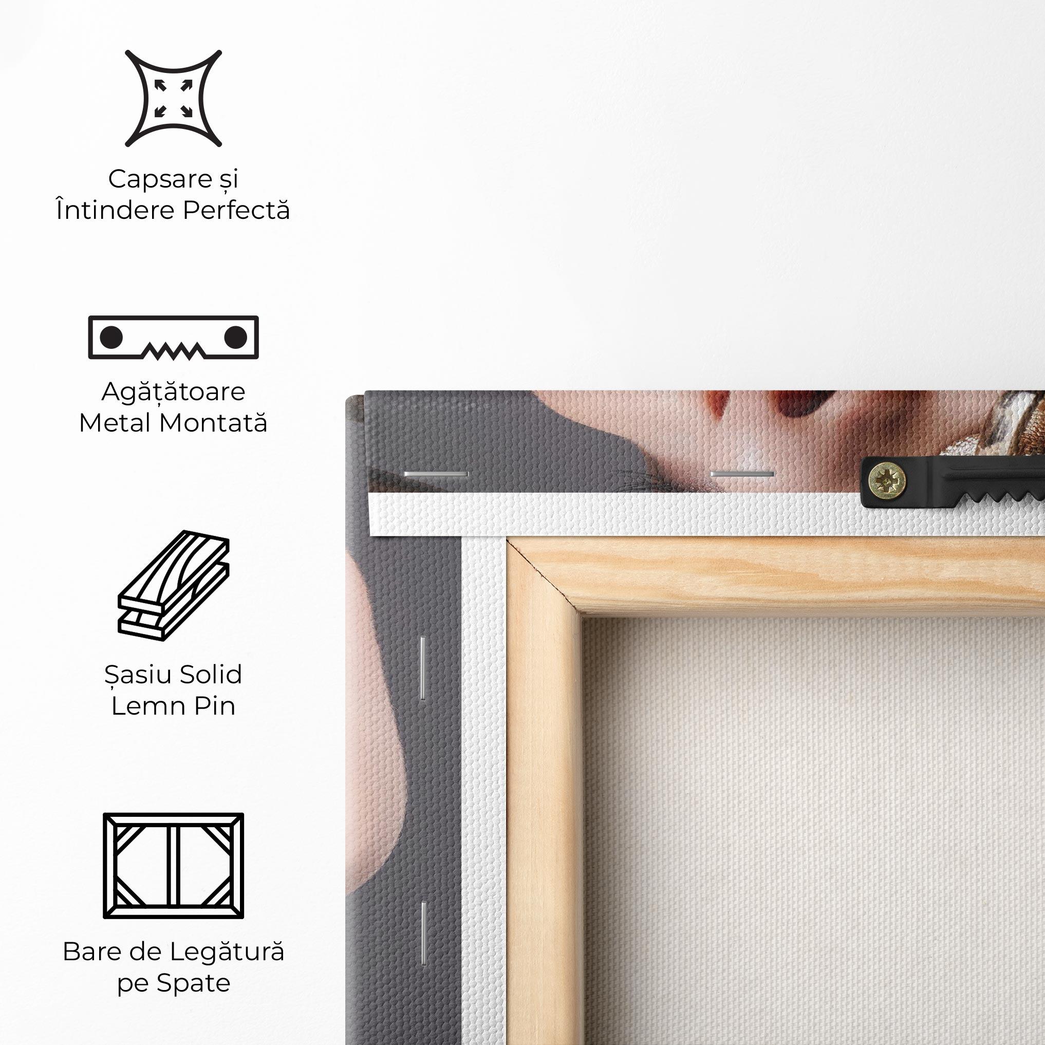 Tablou Canvas Big Chain Woman mockup 5