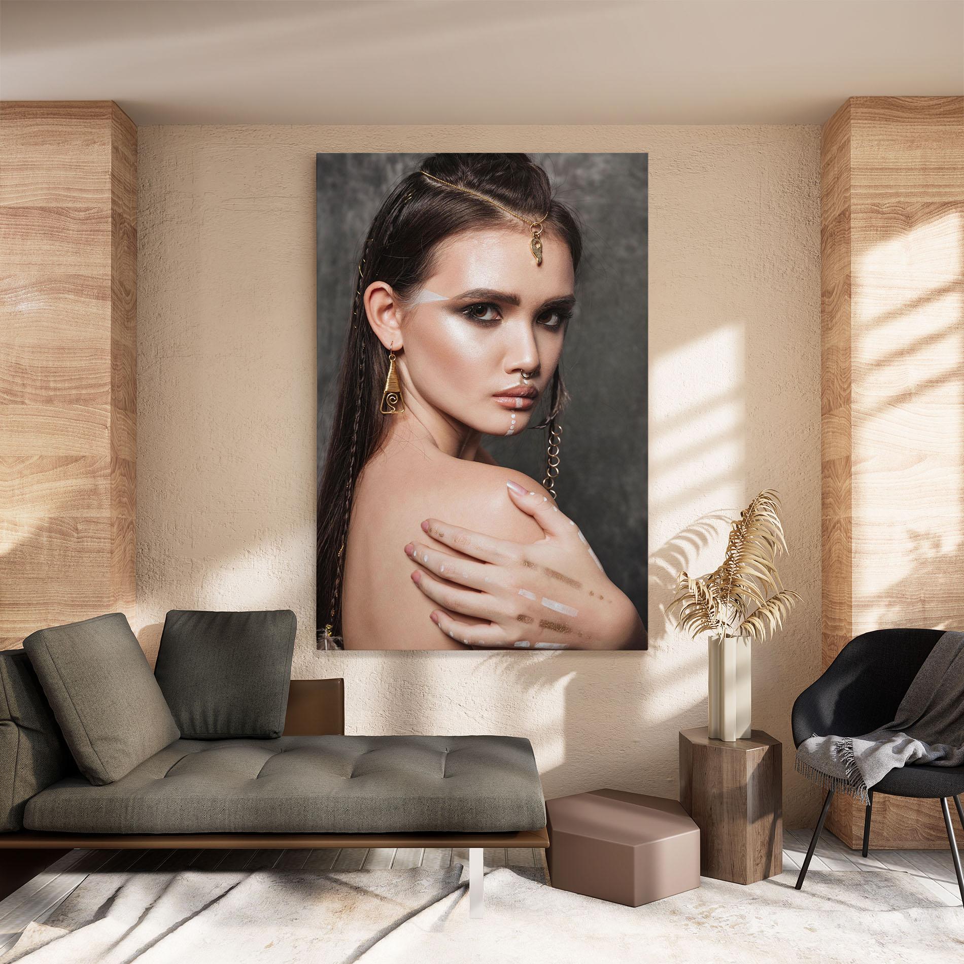 Tablou Canvas Gold Triangle Earring mockup 8