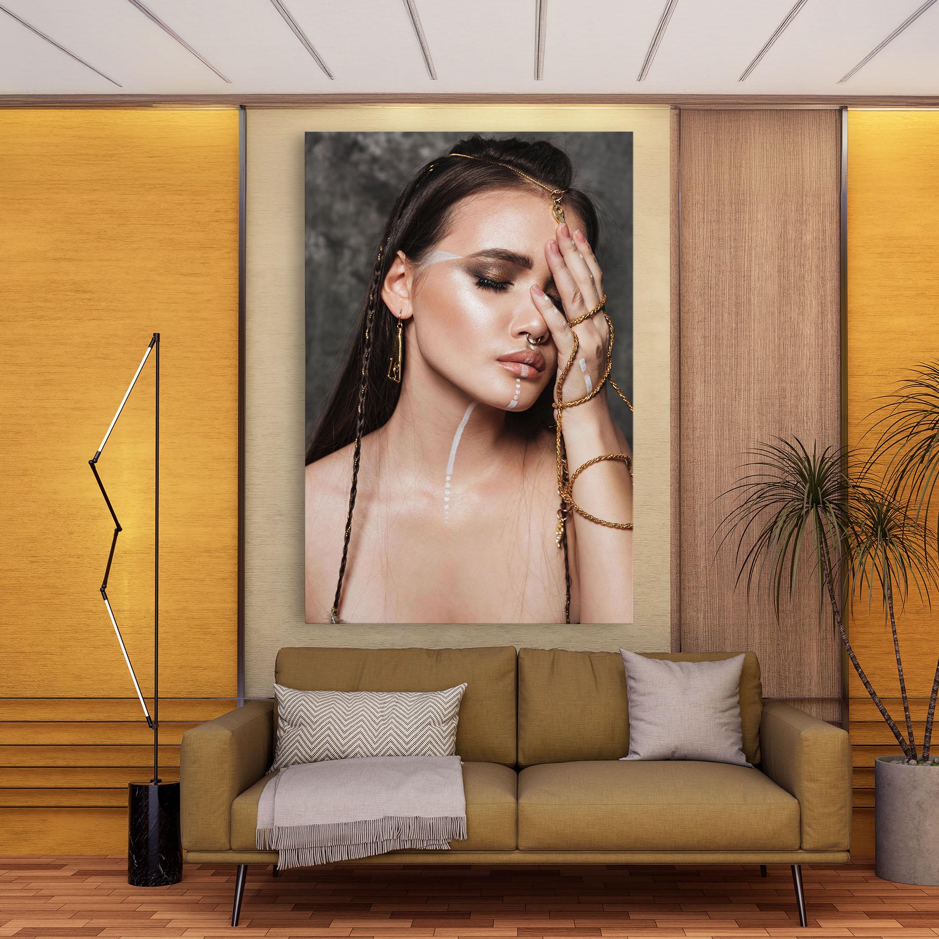 Tablou Canvas Gold Hand Accessory mockup 9