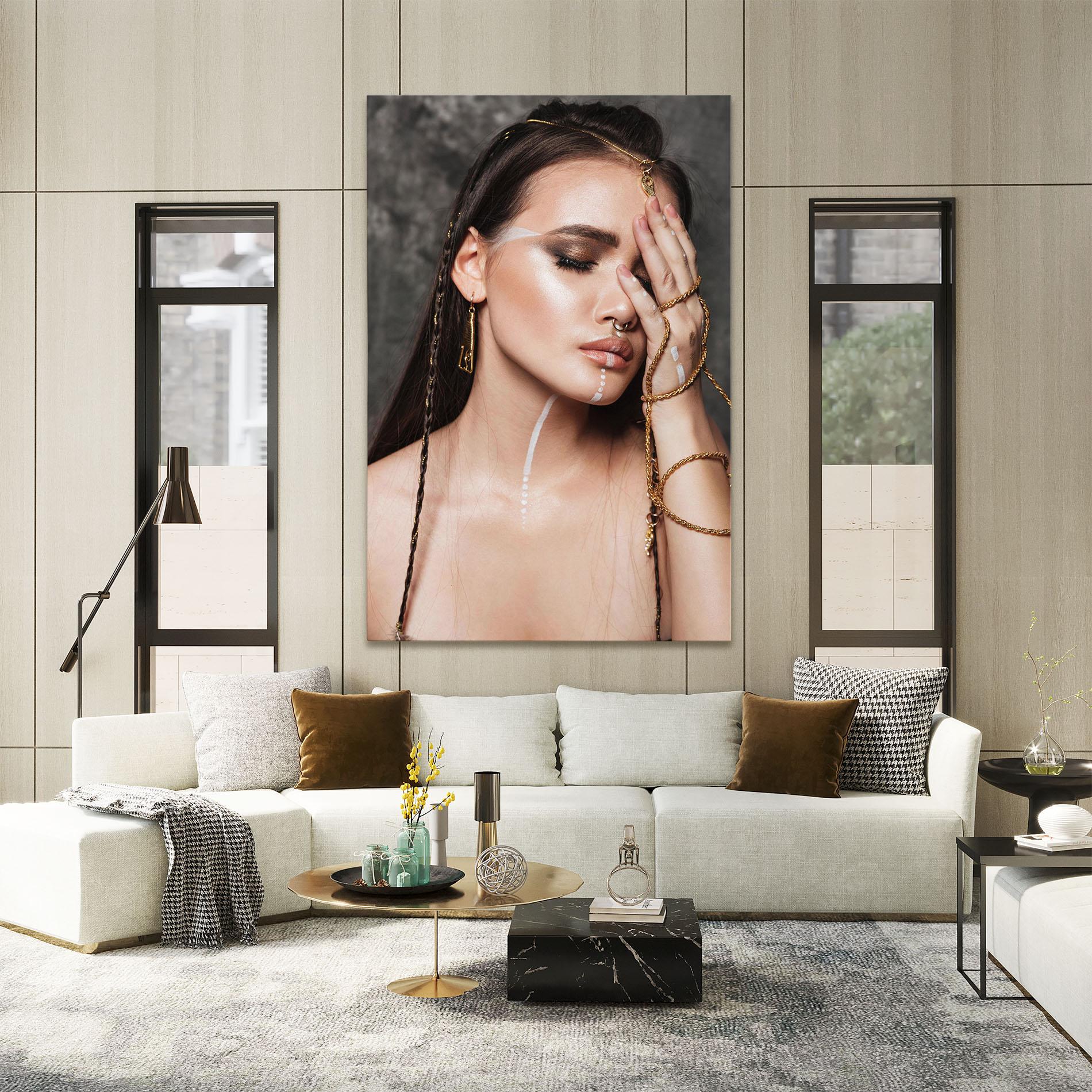 Tablou Canvas Gold Hand Accessory mockup 2