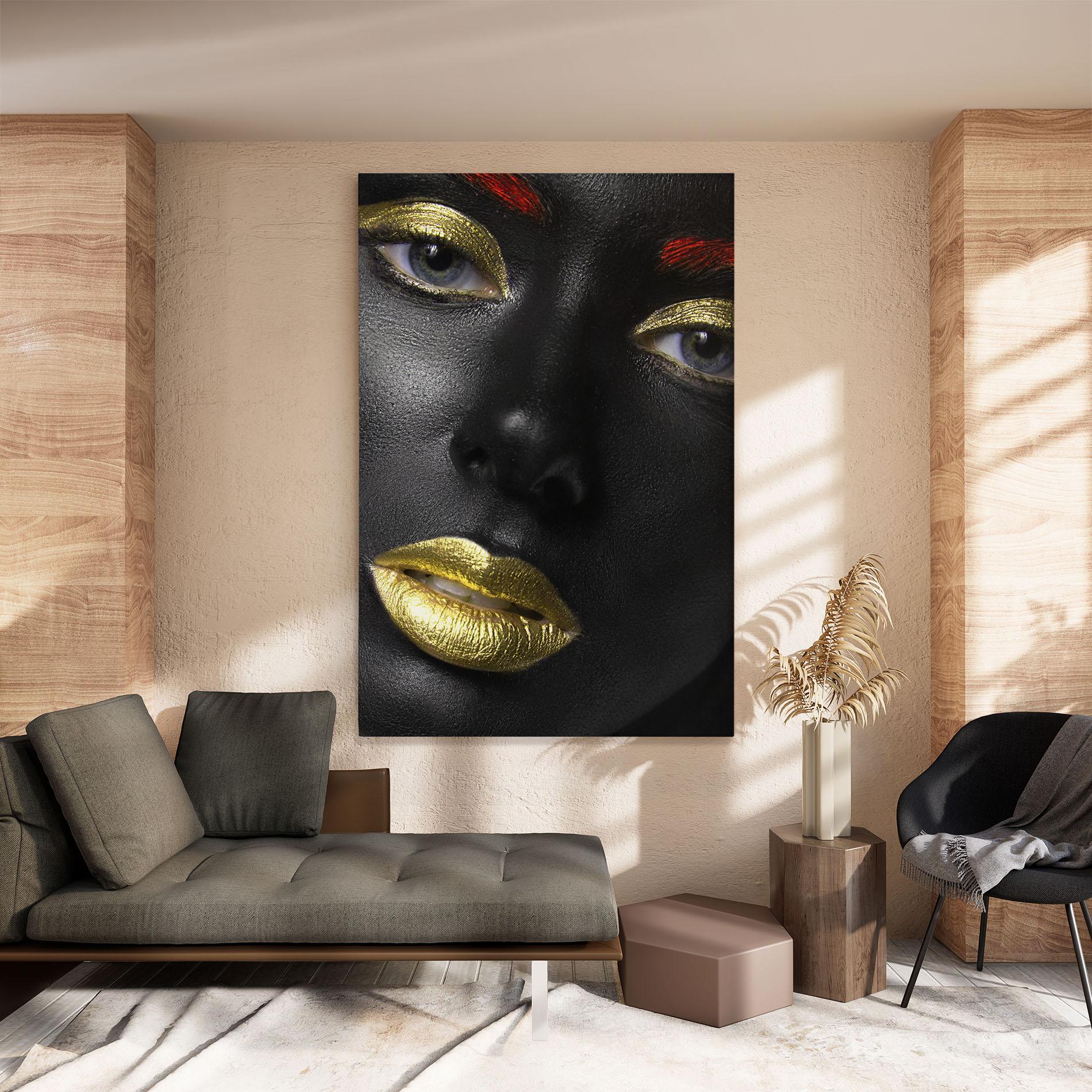 Tablou Canvas Gold Make Up And Lips mockup 8