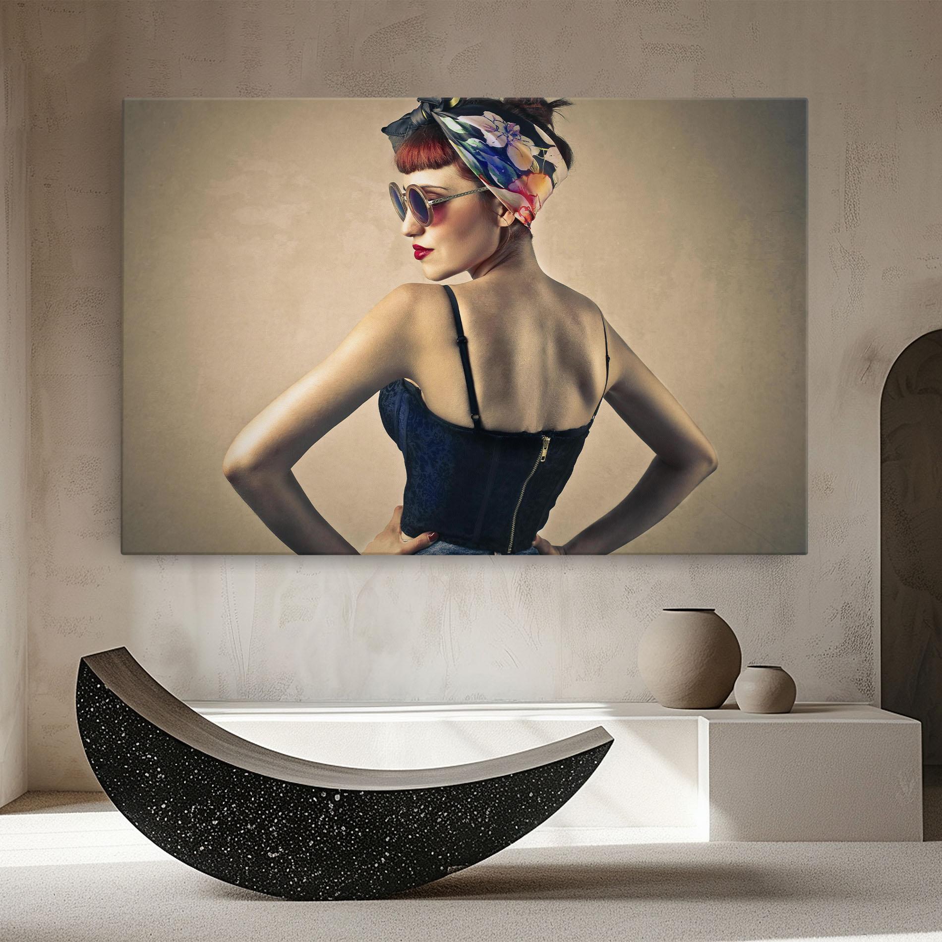 Tablou Canvas Pin Up Girl mockup 8