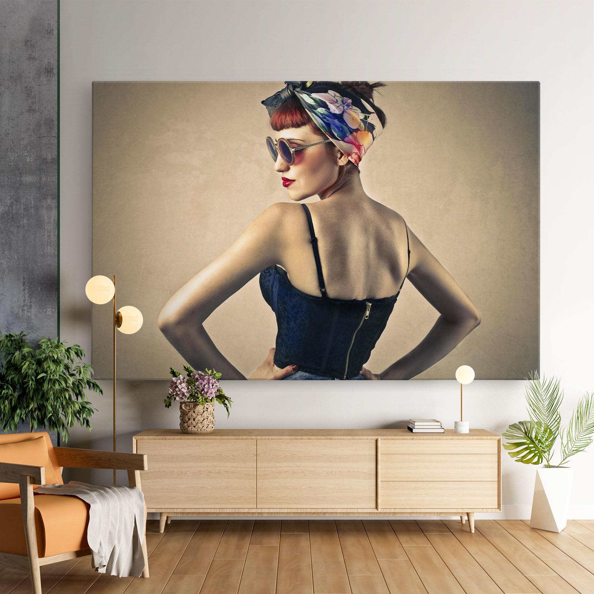 Tablou Canvas Pin Up Girl mockup 9