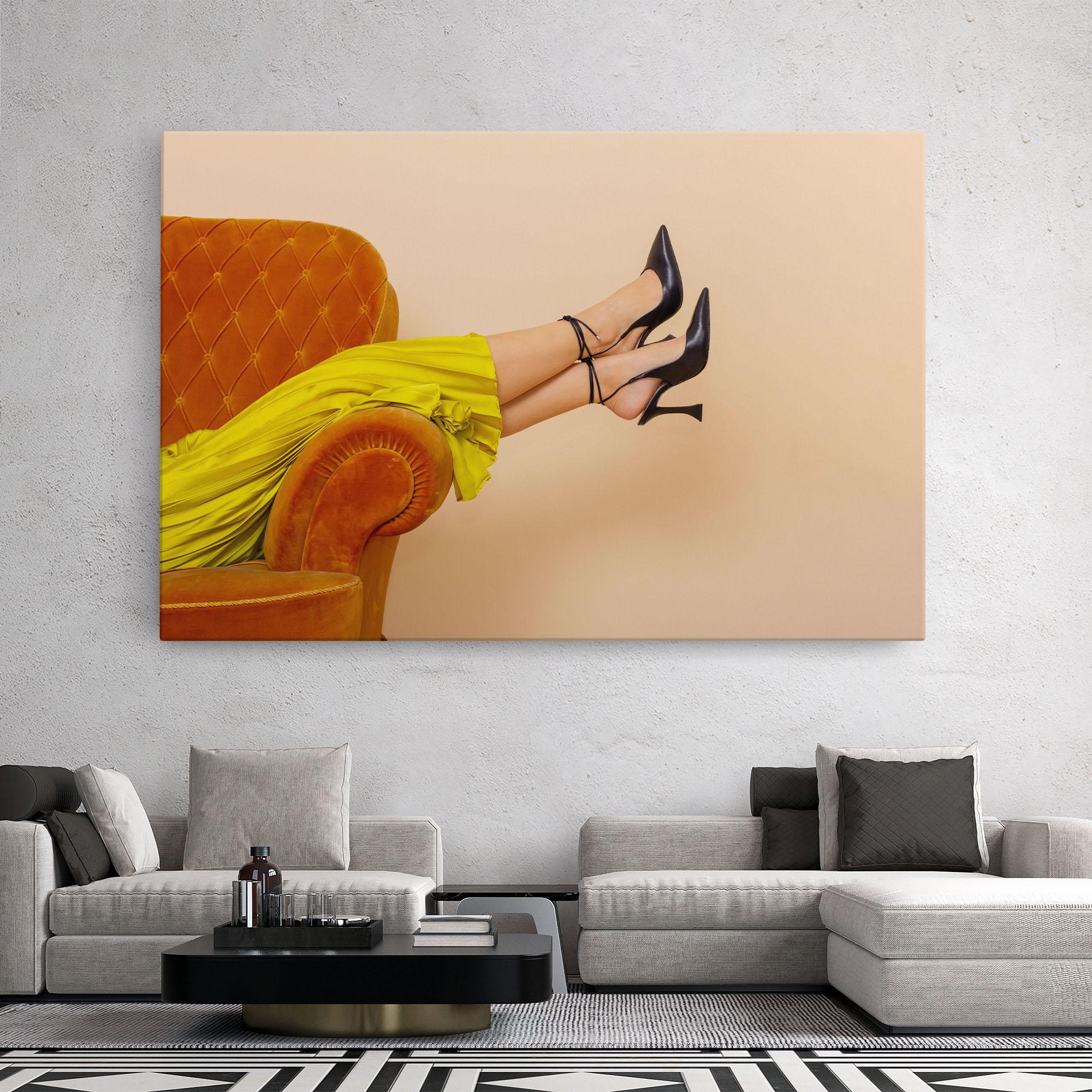 Tablou Canvas Black Heals On Cream mockup 2