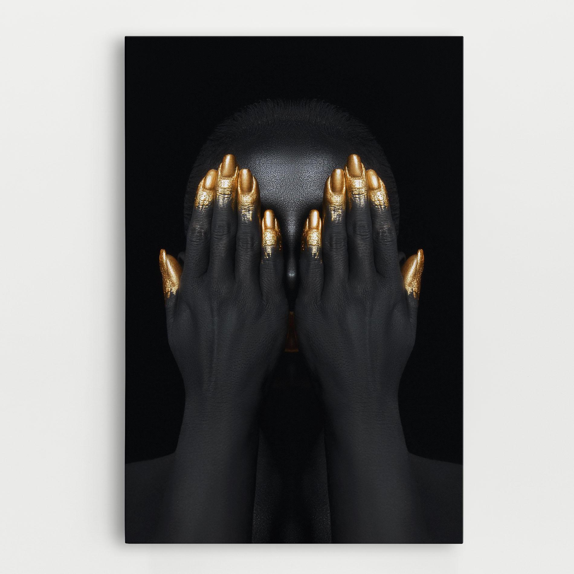 Tablou Canvas Gold Fingertips Chain mockup 0