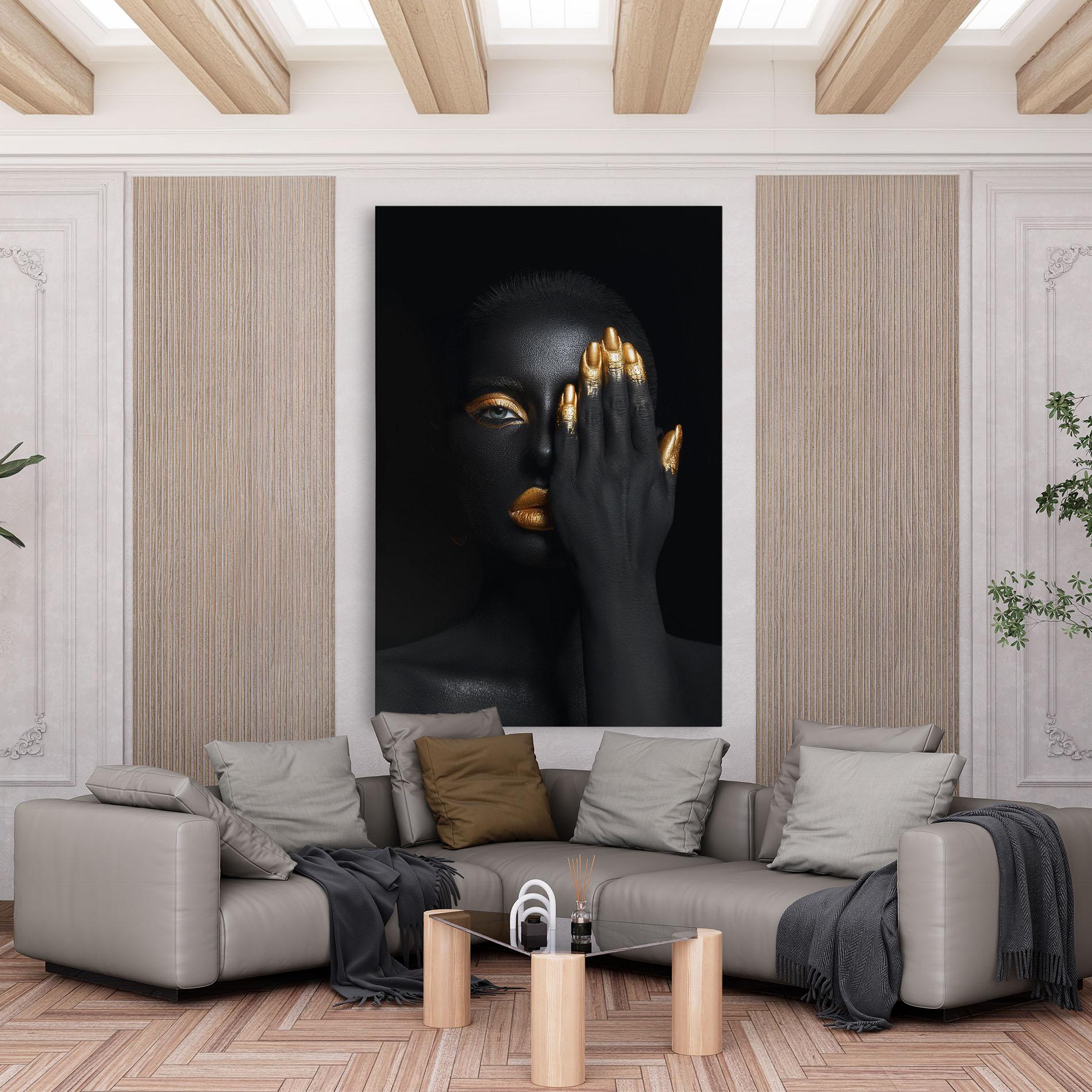 Tablou Canvas Gold Makeup Chain mockup 6