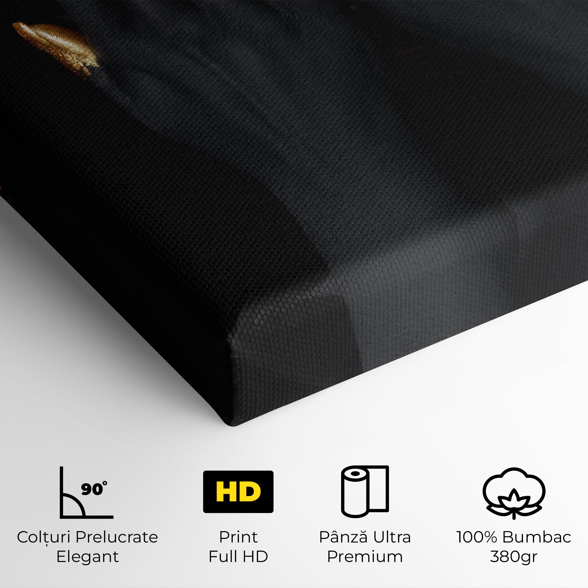 Tablou Canvas Gold Fingertips Chain mockup 4